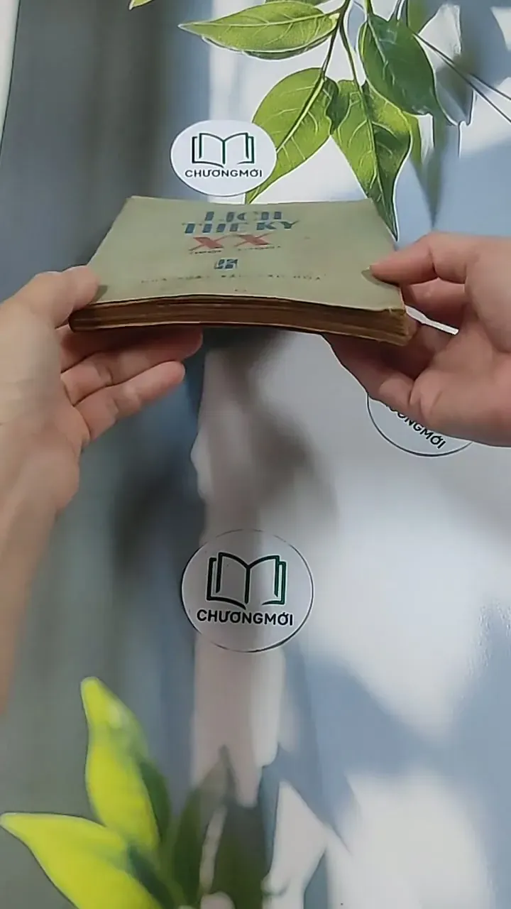 [MIỄN PHÍ BỌC SÁCH] Lịch Thế Kỷ XX (1901-2000) (1983) - Nguyễn Minh Giang 674972