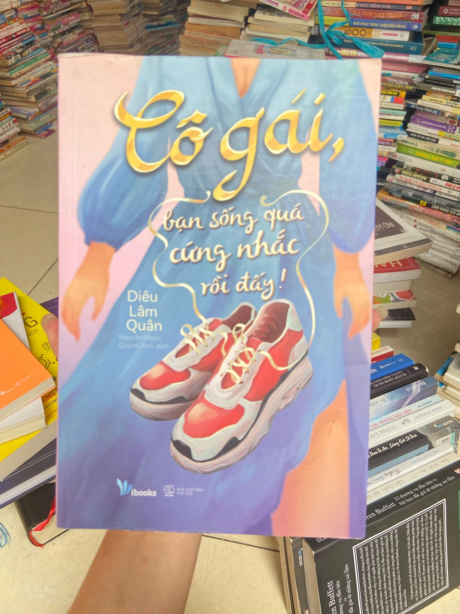 Cô gái bạn sống quá cứng nhắc rồi đấy ⚖️ by  - Sách Book Cover - Ngọc Hiển Books
