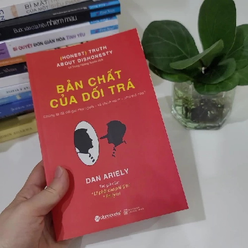 Bản Chất Của Dối Trá