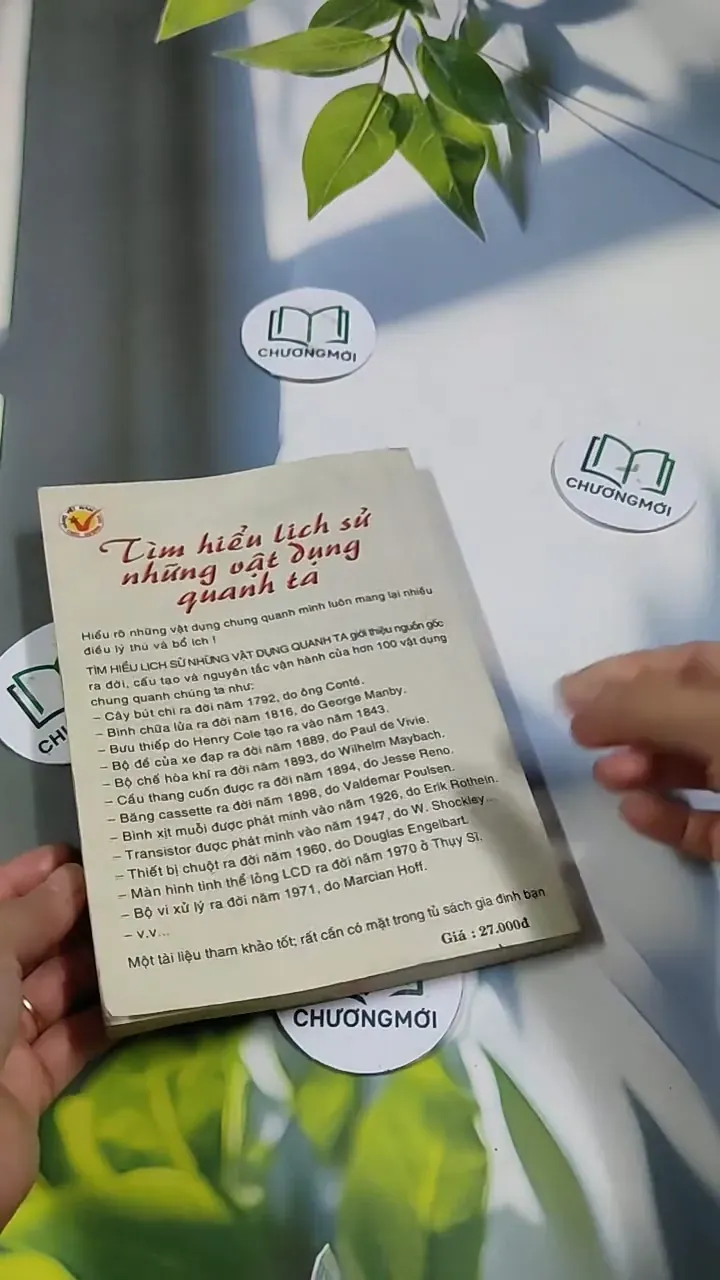 Tìm Hiểu Lịch Sử Những Vật Dụng Quanh Ta - Máy Quay Video Xách Tay - Nguyễn Hạnh 705720