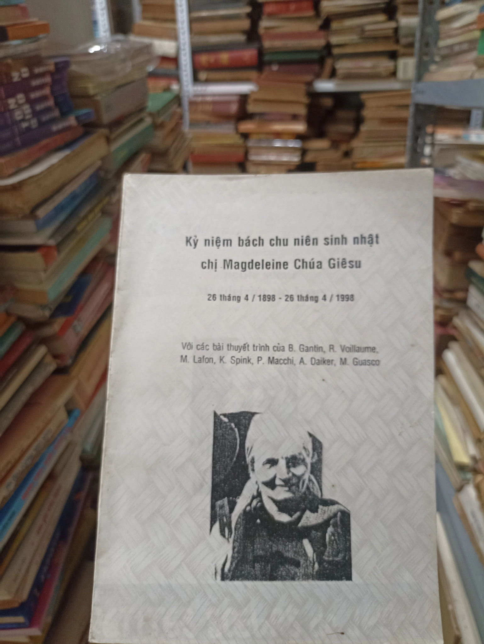 Kỷ Niệm Bách Chu Sinh Nhật Chị Magdeleine Chúa Giêsu 🌻 by  - Sách Book Cover - Ngọc Hiển Books