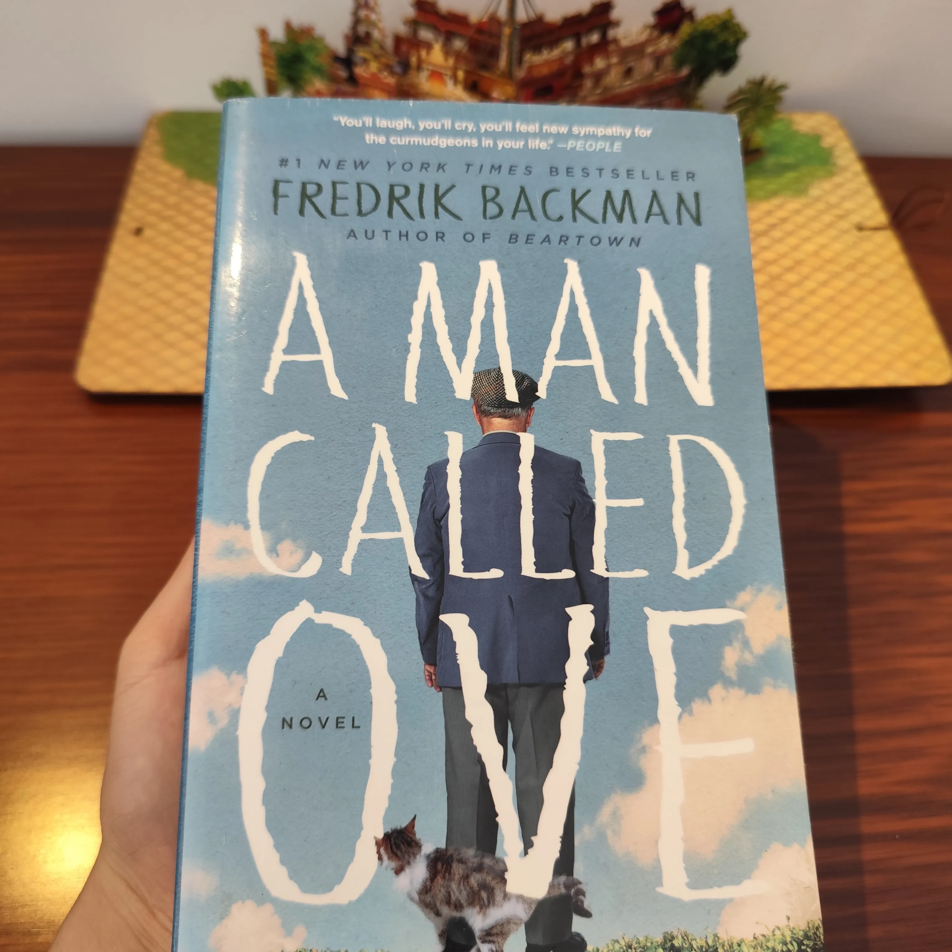 A MAN CALLED OVE by  - Sách Book Cover - Ngọc Hiển Books