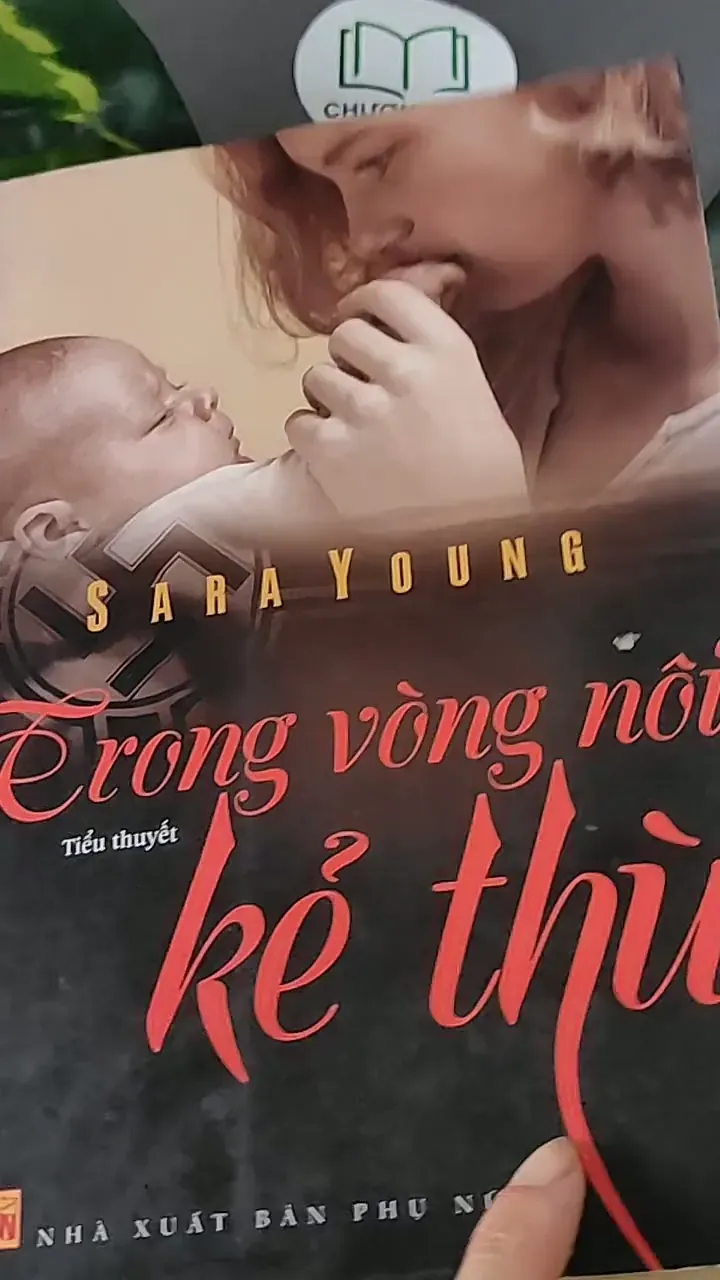 Trong Vòng Nôi Kẻ Thù (2013) - Sara Young 603333