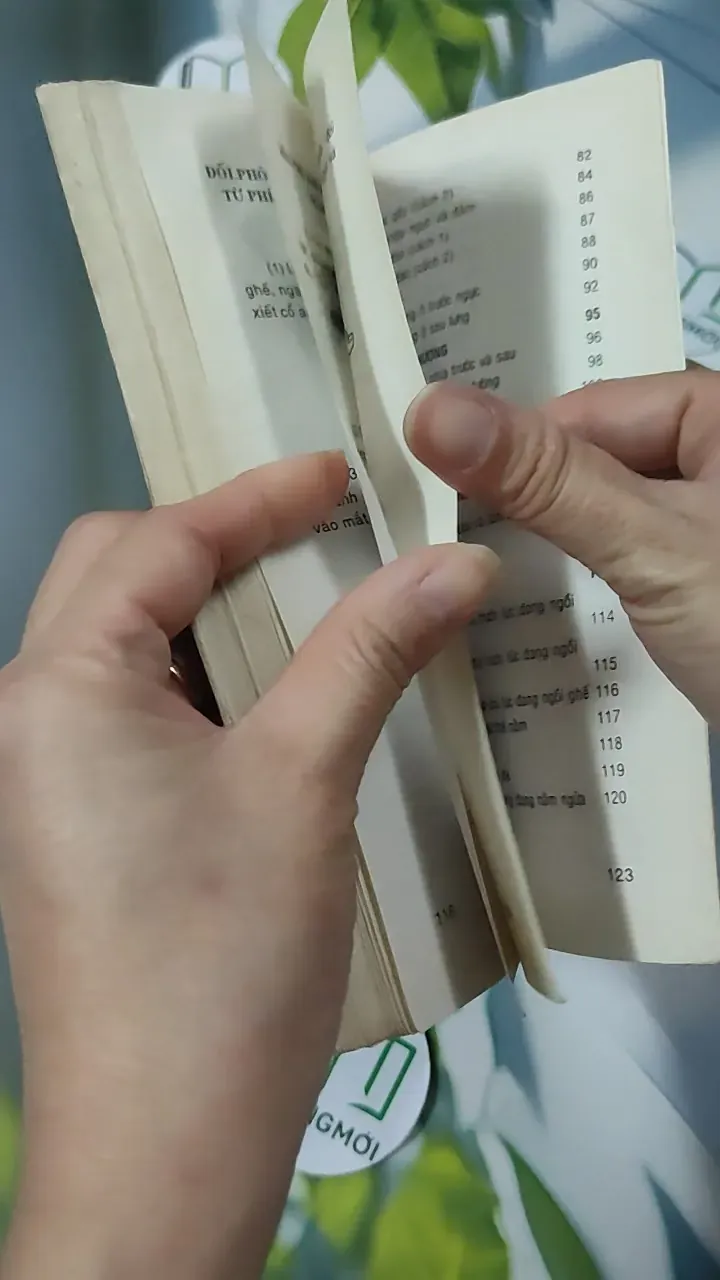 Phương Pháp Chiến Đấu Của Lý Tiểu Long - Kỹ Thuật Tự Vệ - Trần Đông Quang Hòa 780862