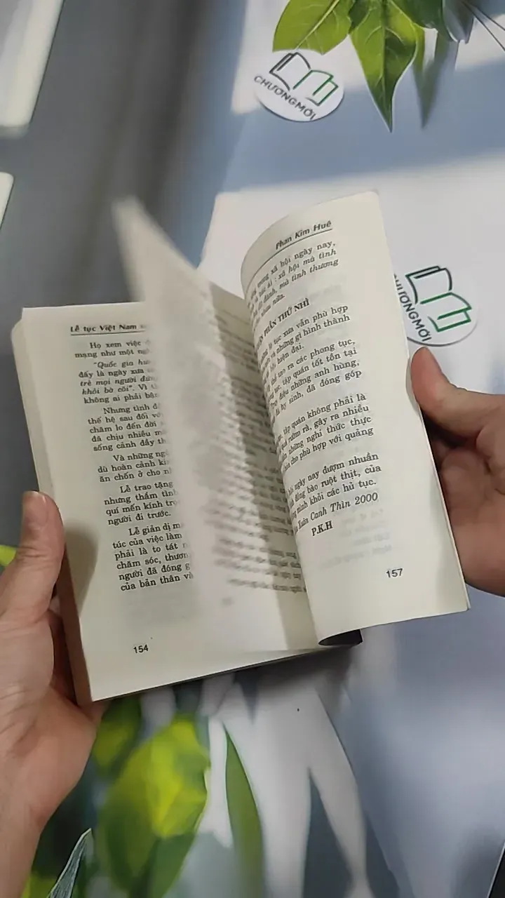 Lễ Tục Việt Nam Xưa và Nay - Phan Kim Huê 776178