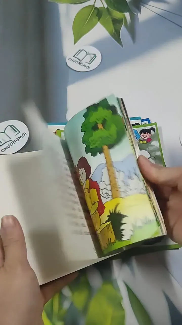 Combo Truyện Màu: Hổ Không Có Răng, Món Quà Của Lợn Con, Trái Táo Bạn Bè, Trái Tim Hiếu T 715655