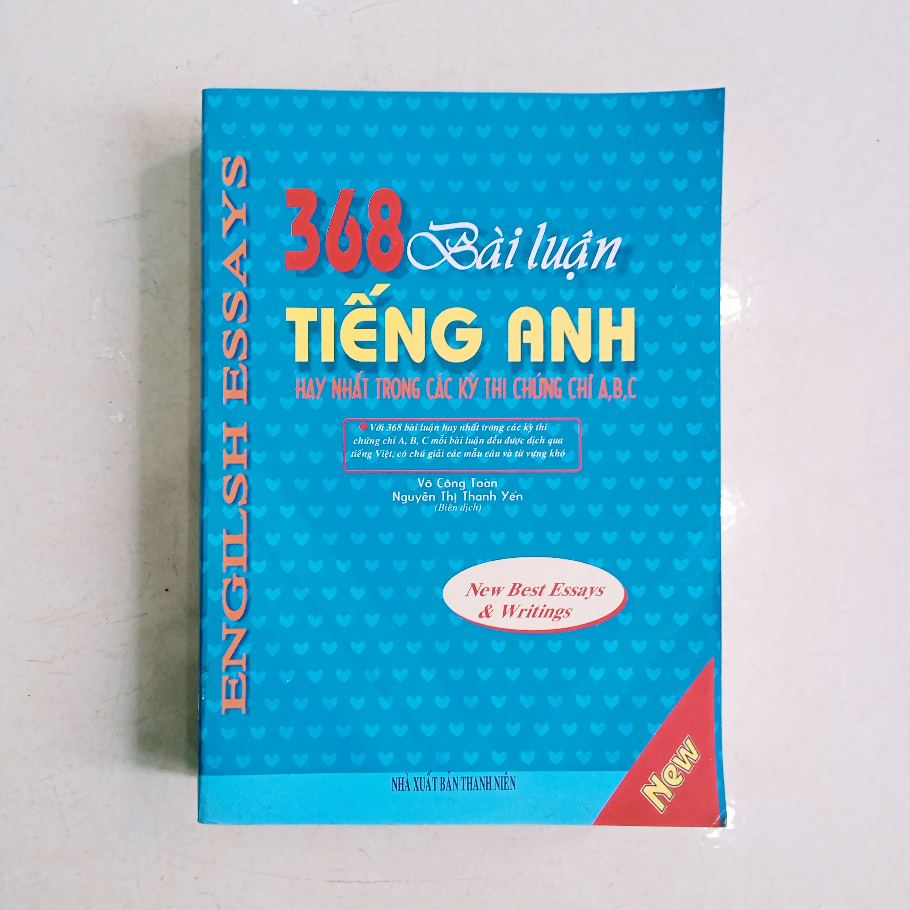 368 Bài luận Tiếng Anh by  - Sách Book Cover - Ngọc Hiển Books