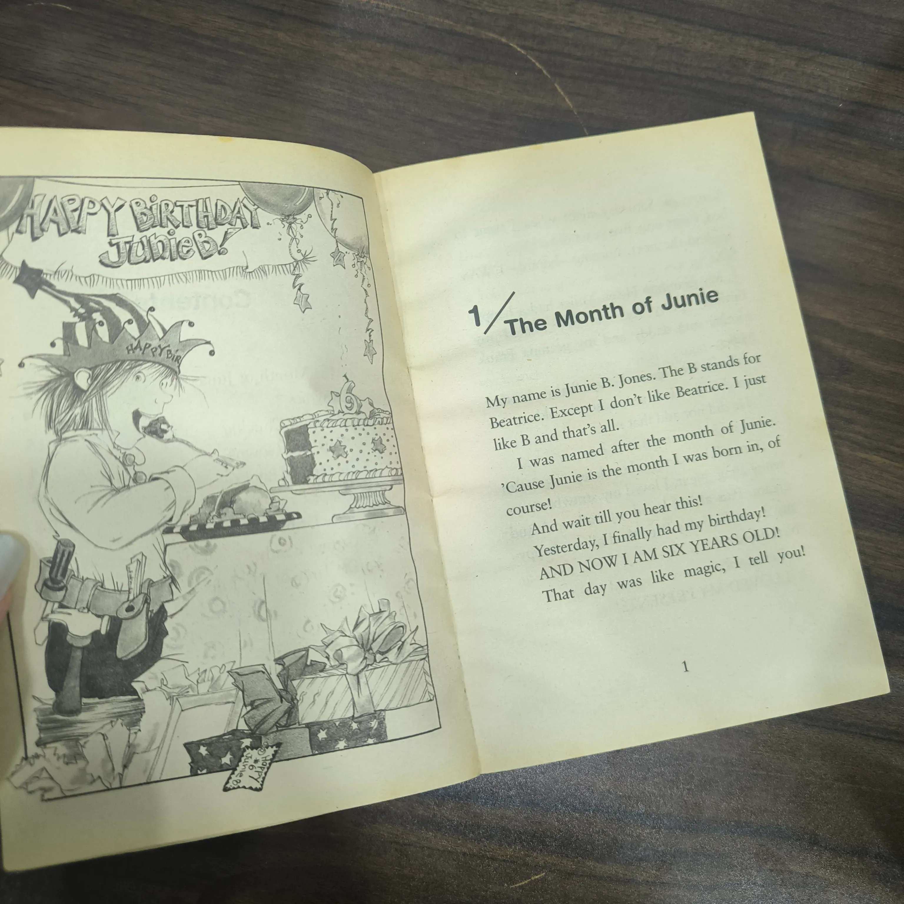 Junie B. Jones is a Graduation Girl - Barbara Park 1035470