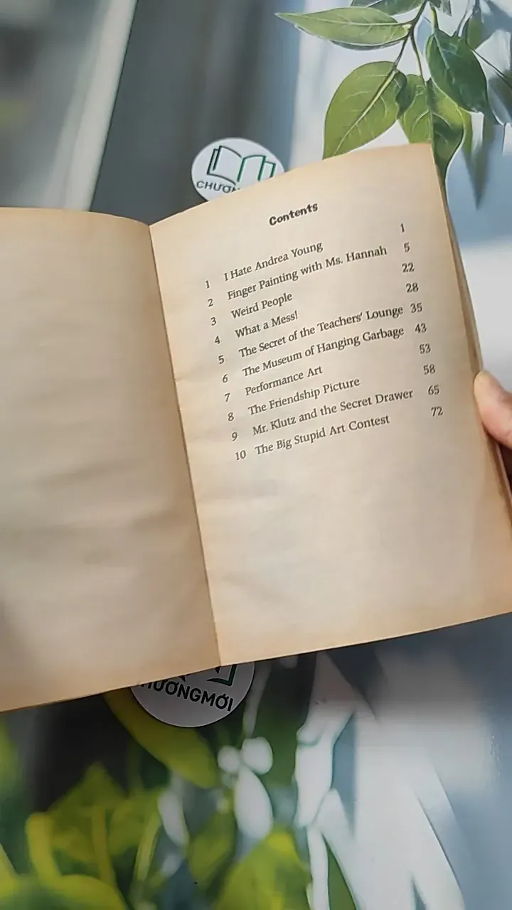 Ms. Hannah Is Bananas! - Dan Gutman 754430