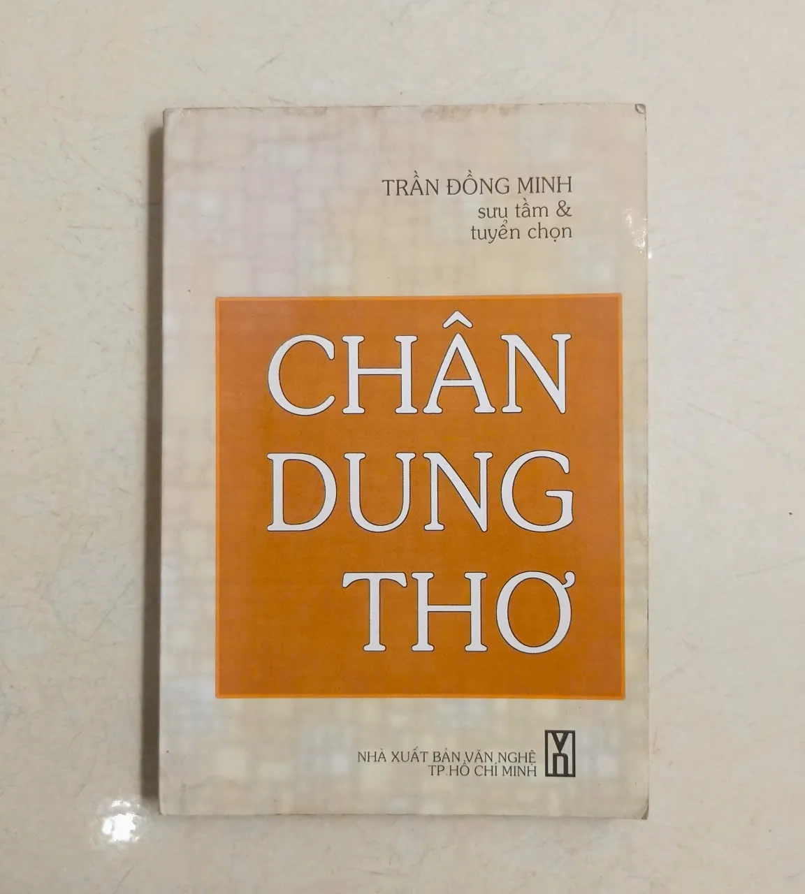 Chân dung thơ 🌻 by  - Sách Book Cover - Ngọc Hiển Books