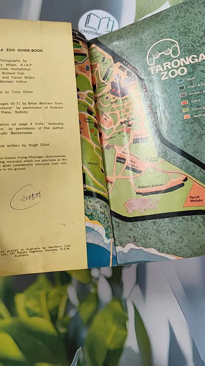 [MIỄN PHÍ BỌC SÁCH] [XƯA] Taronga Zoo Guide (1959) 754439