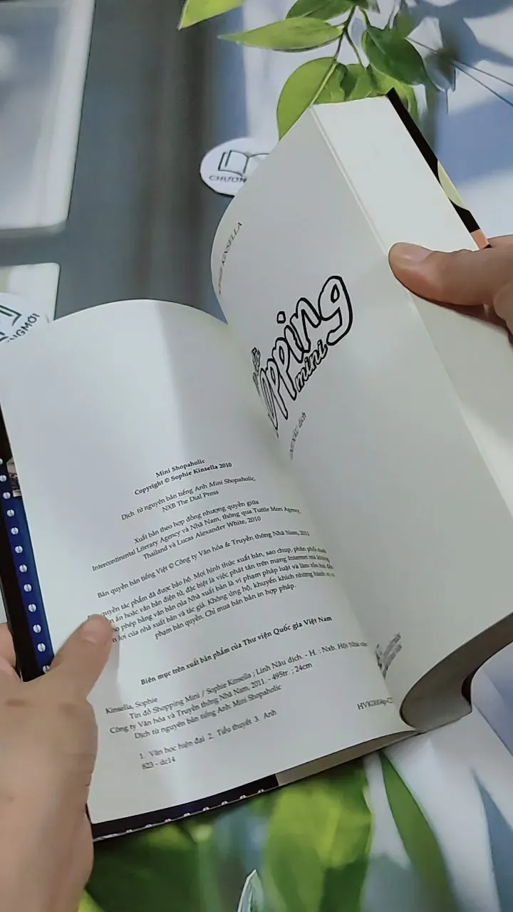 Tín Đồ Shopping Mini - Sophie Kinsella 744777