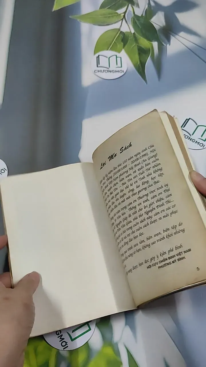 [MIỄN PHÍ BỌC SÁCH] [XƯA] Tuổi Trẻ Bác Tôn, Bác Tôn Với Tuổi Trẻ  (1998) 776048