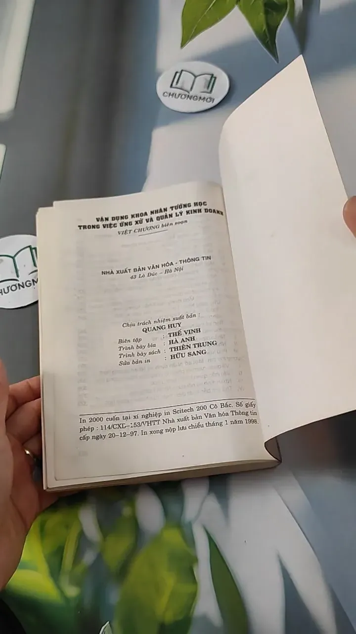 Vận Dụng Khoa Nhân Tướng Học Trong Ứng Xử Và Quản Lý Kinh Doanh - Việt Chương 727261