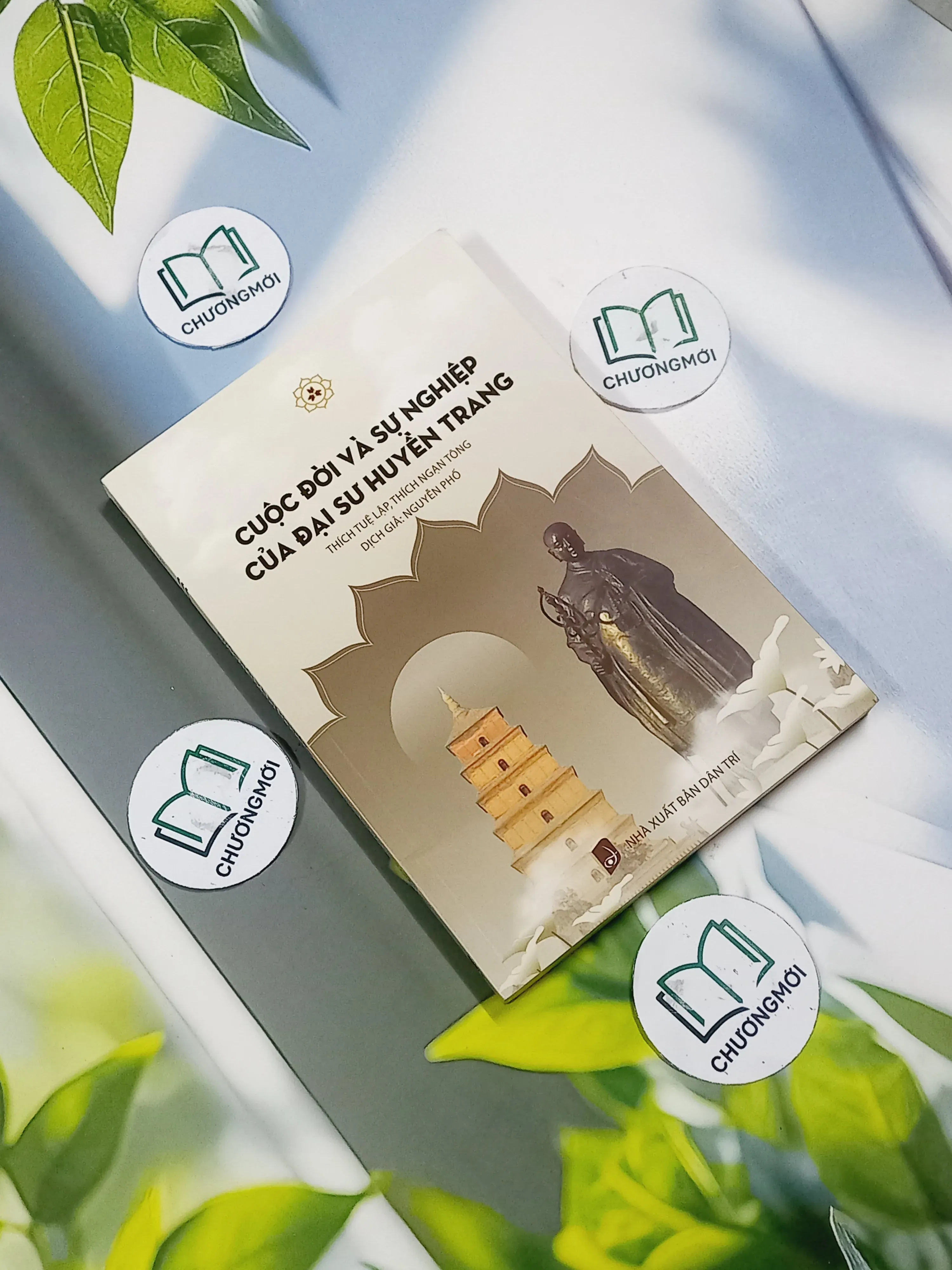 [MIỄN PHÍ BỌC SÁCH] Cuộc Đời Và Sự Nghiệp Của Đại Sư Huyền Trang (Có Chữ Ký Đại Đức Thích