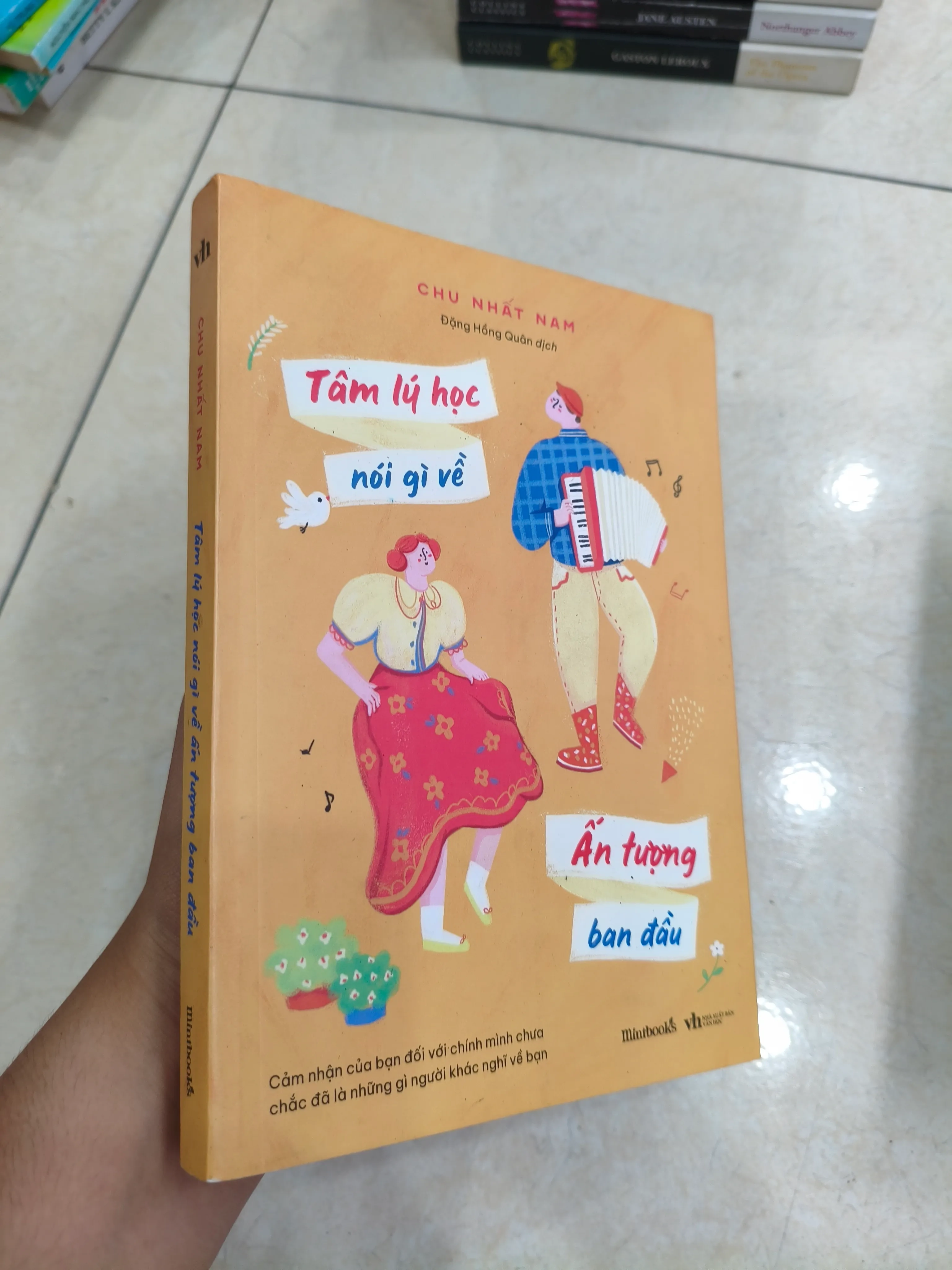 Tâm lí học nói gì về ấn tượng ban đầu 🌱 by  - Sách Book Cover - Ngọc Hiển Books