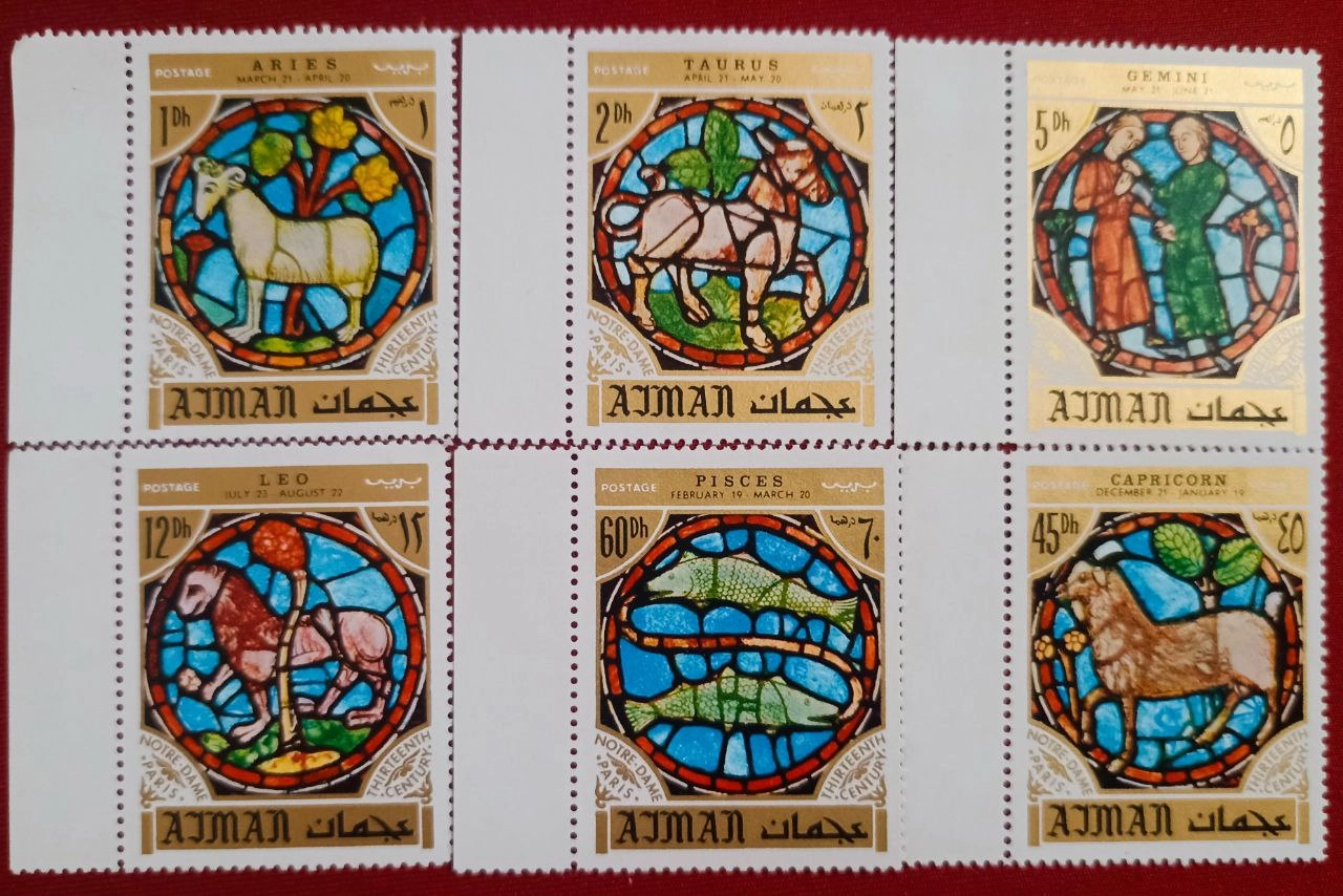 Bộ tem chủ đề 12 cung hoàng đạo by  - Sách Book Cover - Ngọc Hiển Books