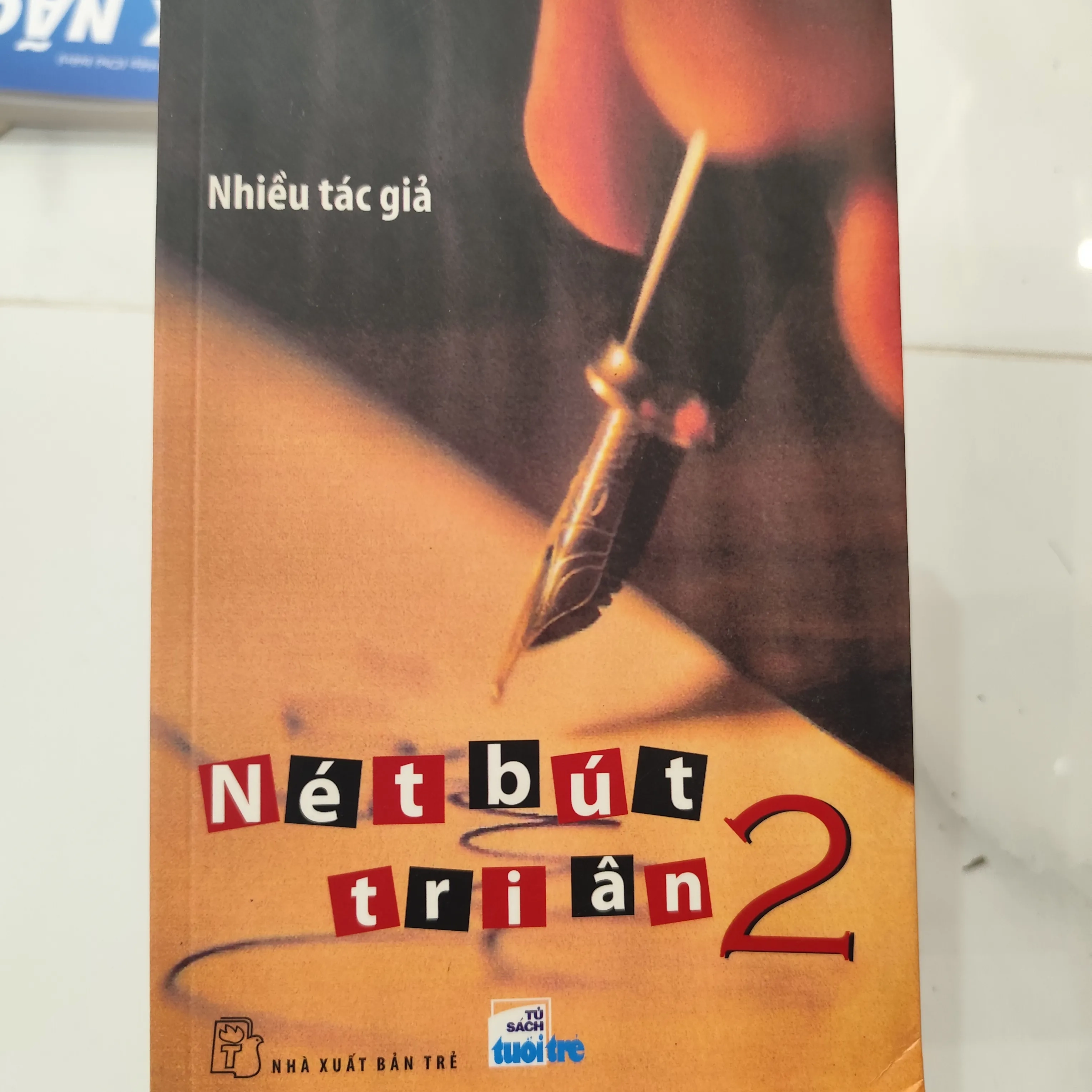 Nét bút tri ân 2 by  - Sách Book Cover - Ngọc Hiển Books