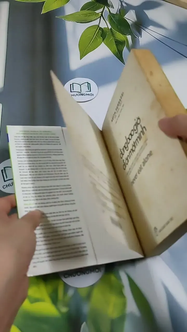 Đừng Bao Giờ Đi Ăn Một Mình 705698