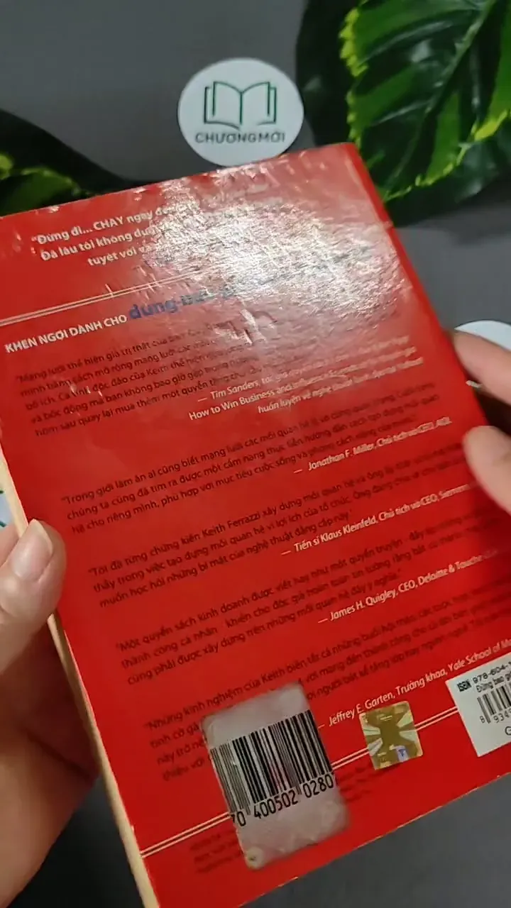 Đừng Bao Giờ Đi Ăn Một Mình 604636