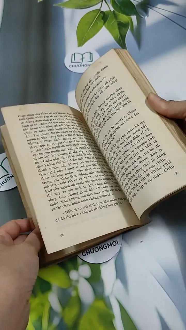 Nhà Nữ Ngoại Cảm Bất Hạnh - Guy Des Cars 713859