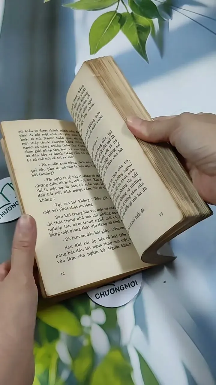 Nhà Nữ Ngoại Cảm Bất Hạnh - Guy Des Cars 713859