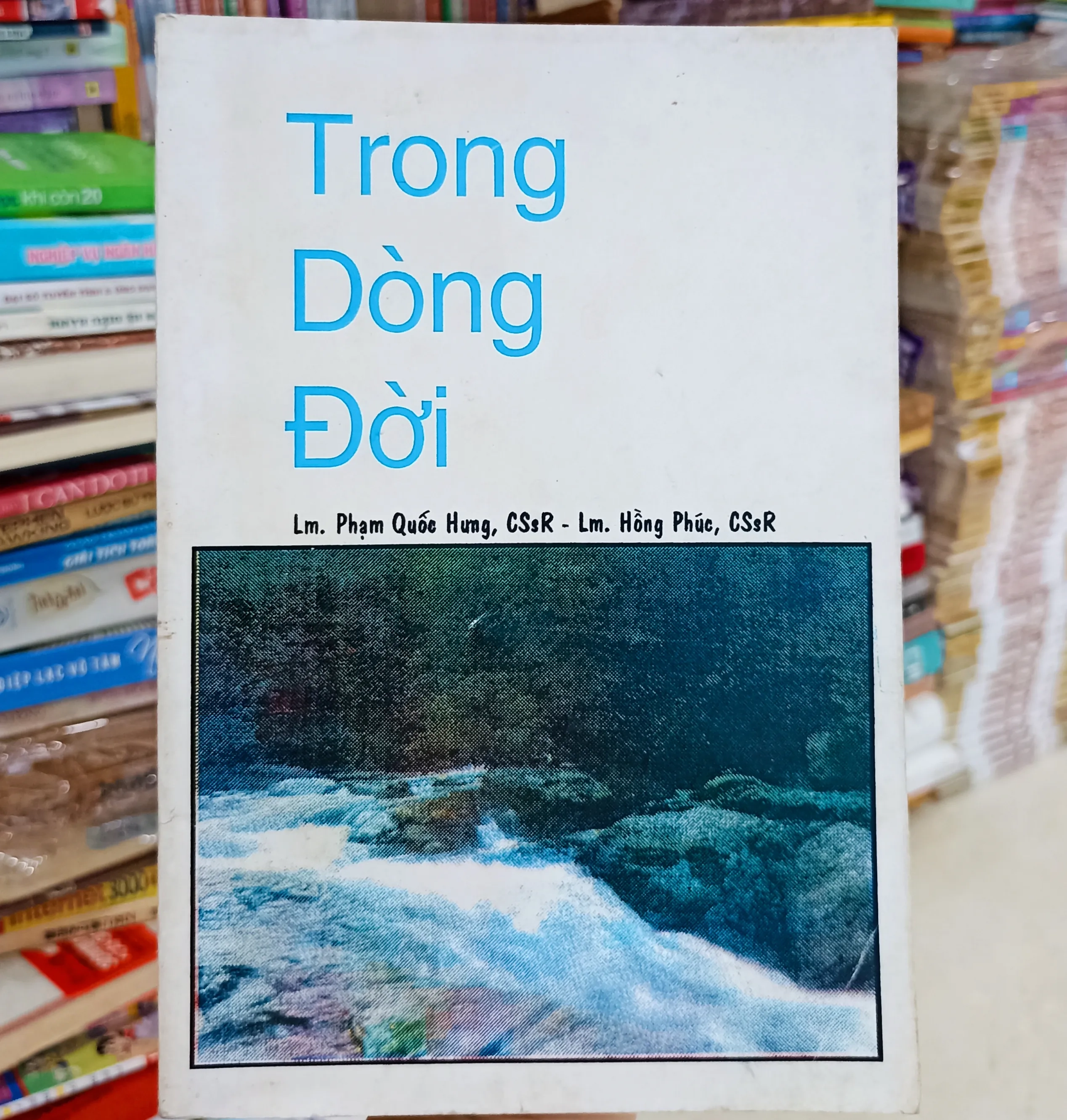 Trong dòng đời 🌻 by  - Sách Book Cover - Ngọc Hiển Books