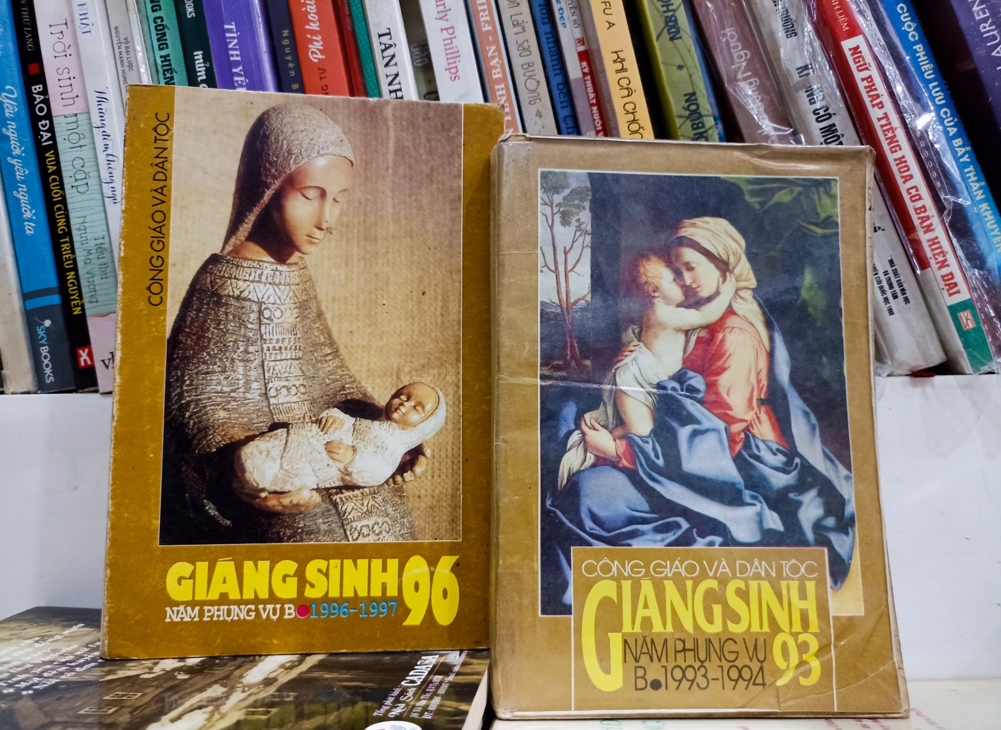 Công giáo và dân tộc - Giáng sinh 93, 96 🌻 by  - Sách Book Cover - Ngọc Hiển Books