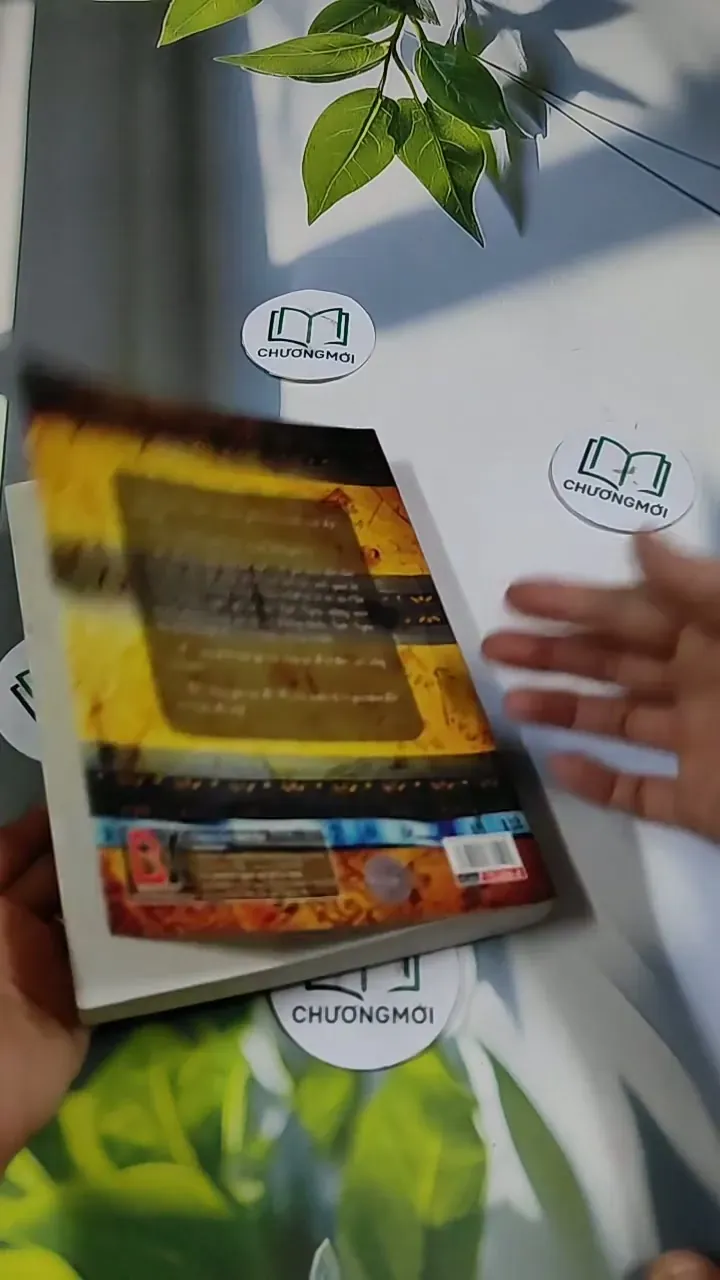 Bốn Tháng Yêu Chưa Đủ - Nhân Hải Trung 705722