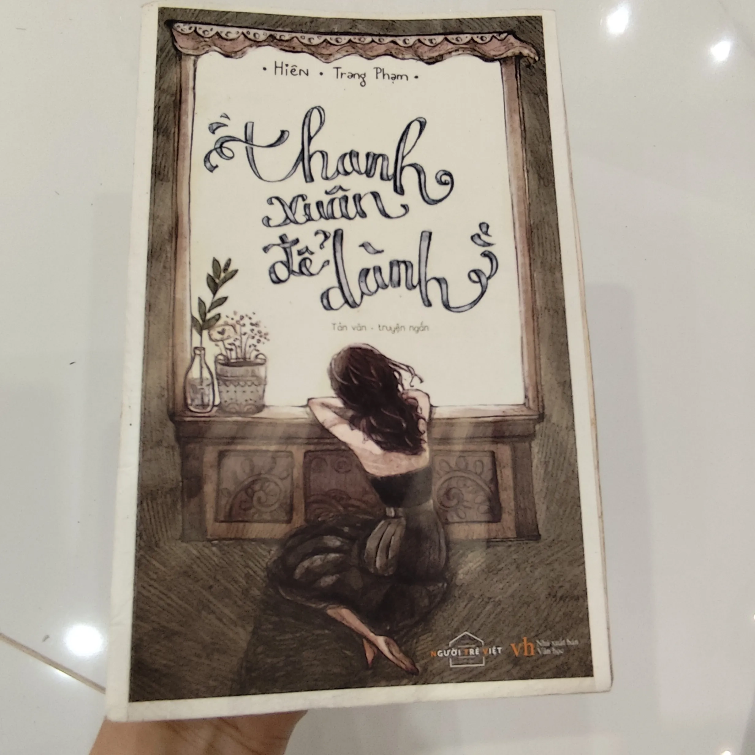 Thanh xuân để dành by  - Sách Book Cover - Ngọc Hiển Books