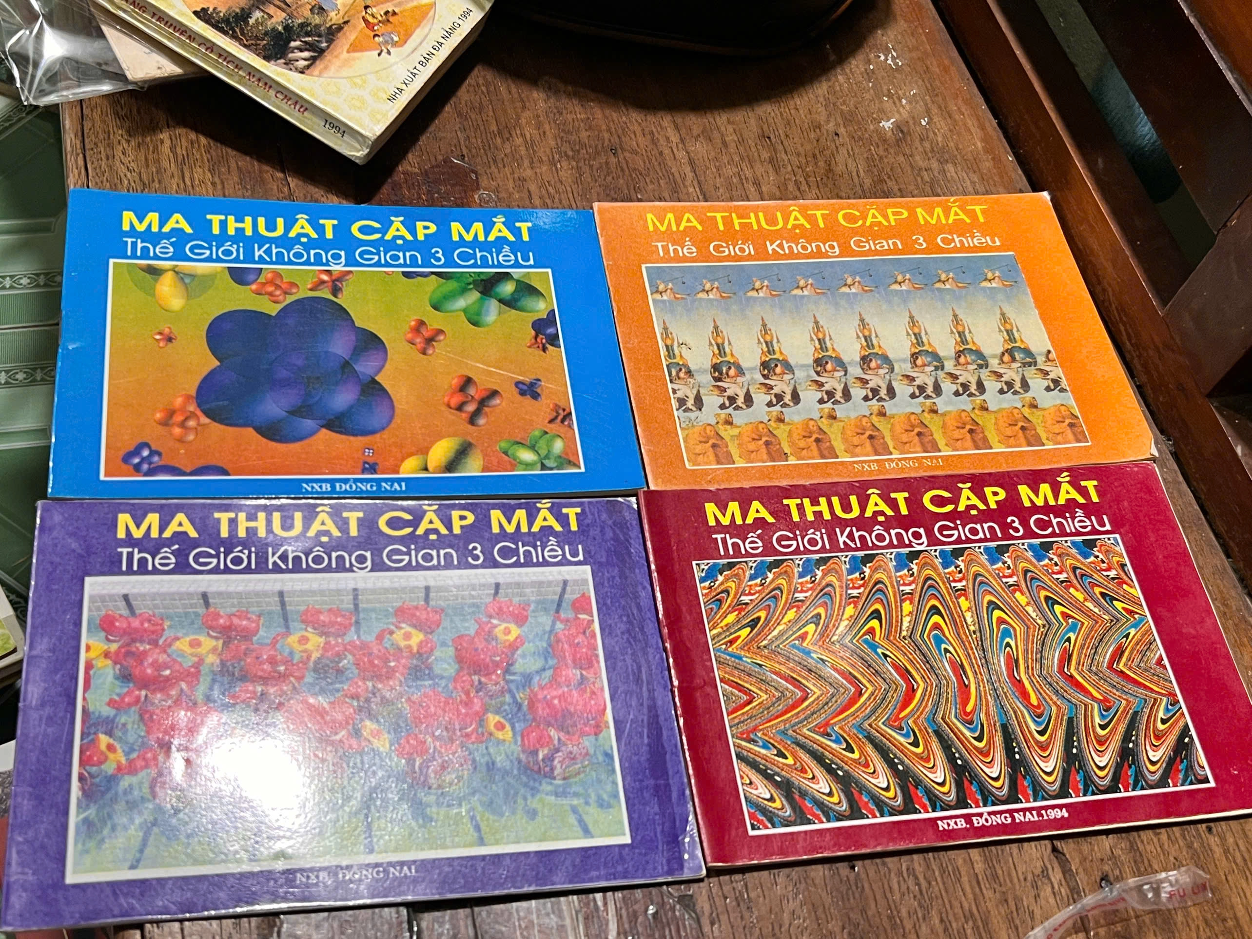 Combo 4 cuốn Ma thuật cặp mắt