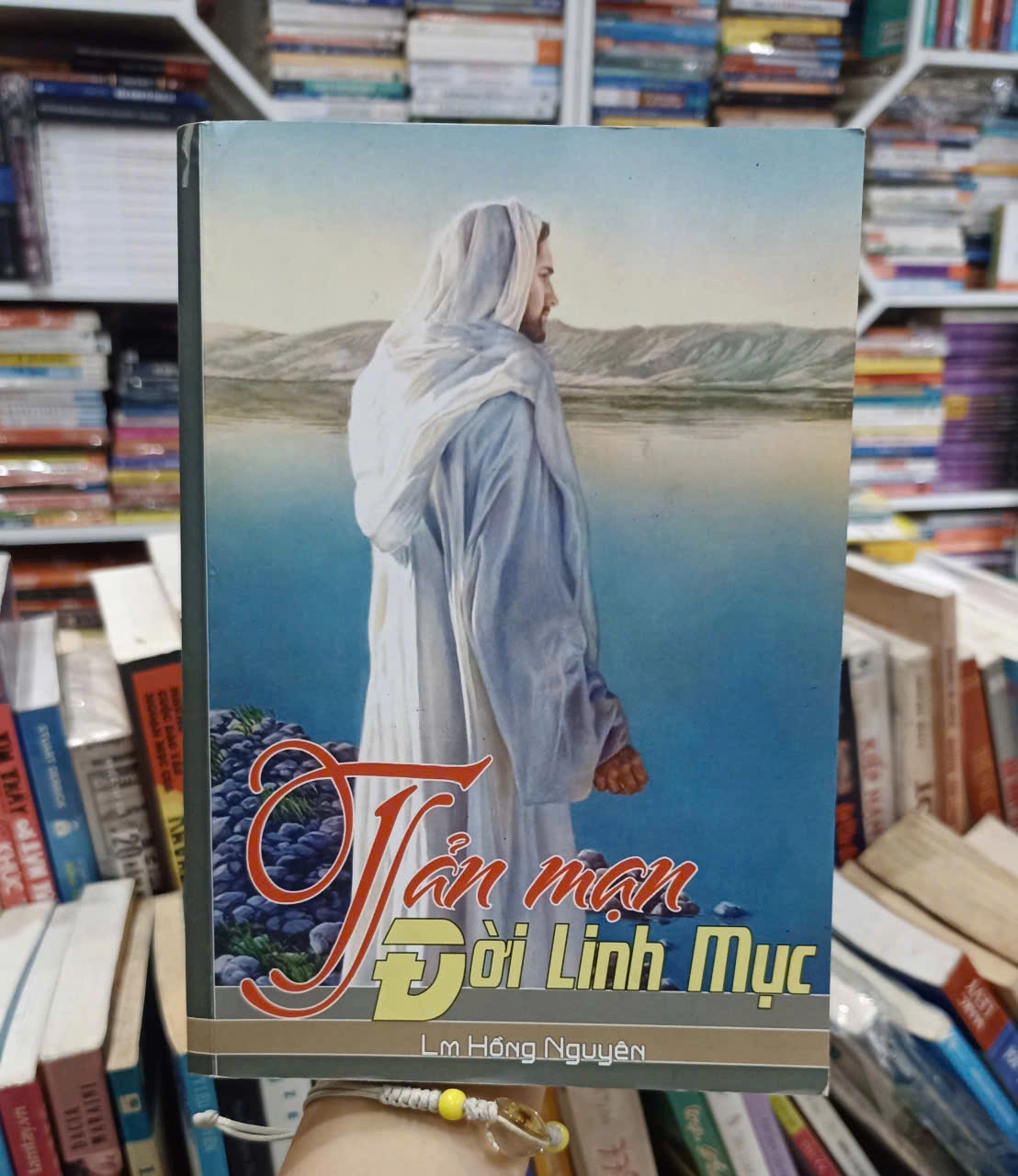 Tản Mạn Đời Linh Mục by  - Sách Book Cover - Ngọc Hiển Books