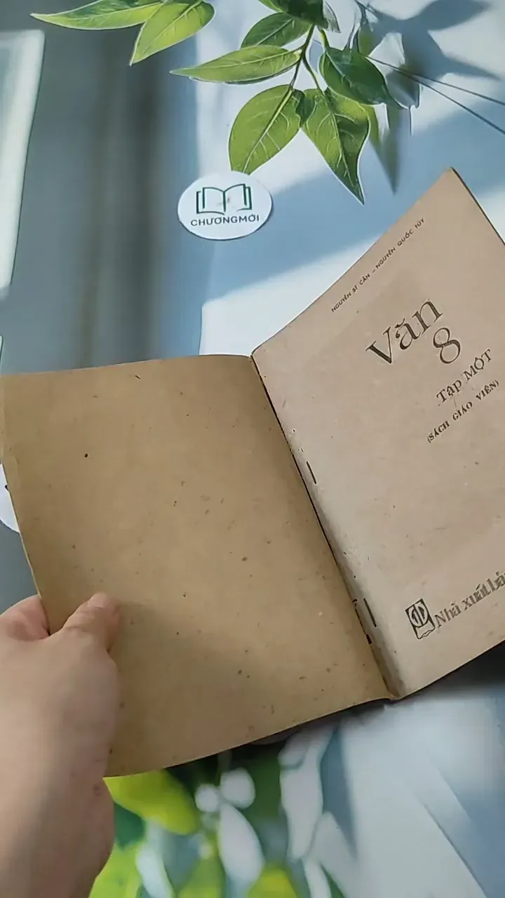 Văn 8 (tập 1) - Sách Giáo Viên - Nguyễn Sĩ Cần & Nguyễn Quốc Túy 713800