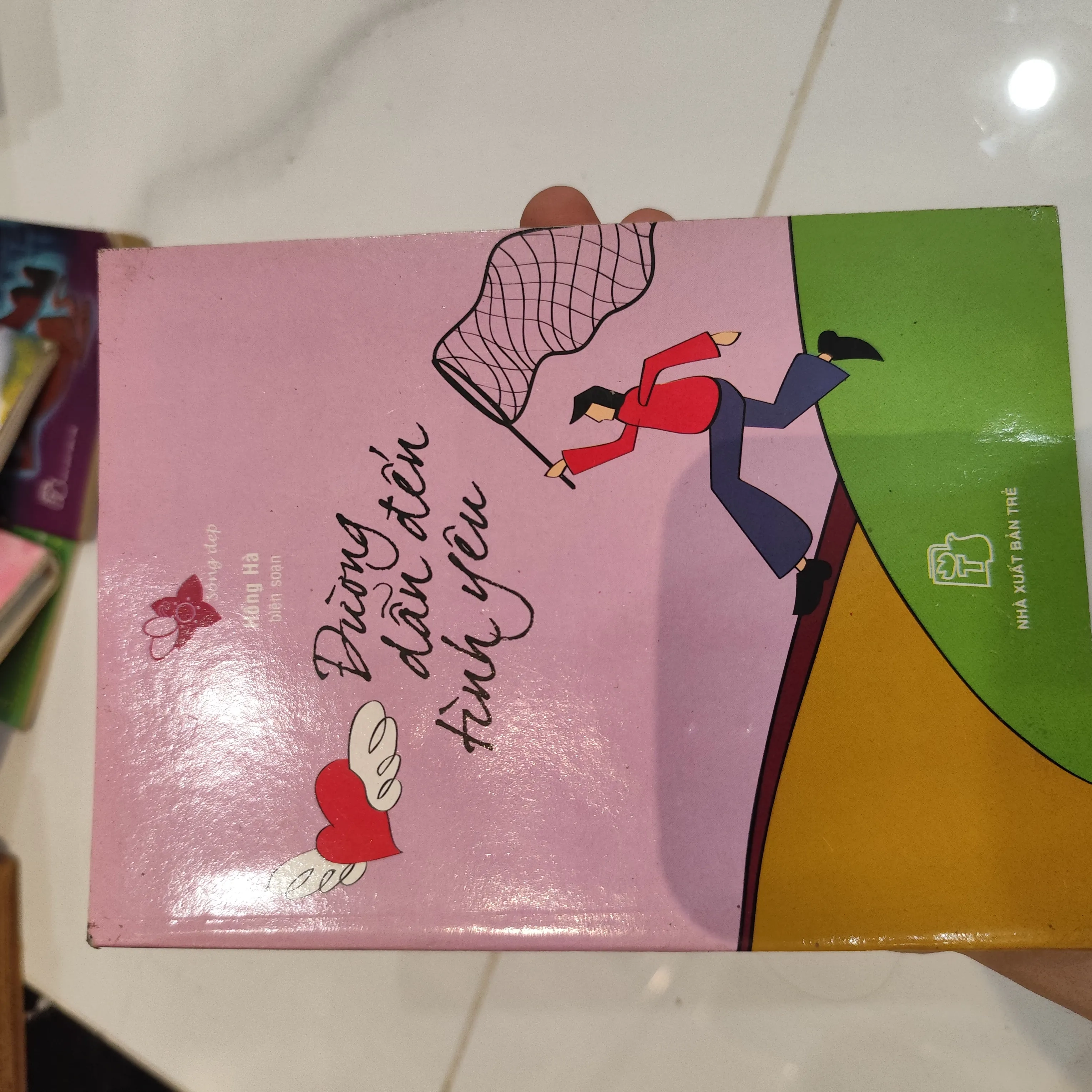 Đường dẫn đến tình yêu by  - Sách Book Cover - Ngọc Hiển Books