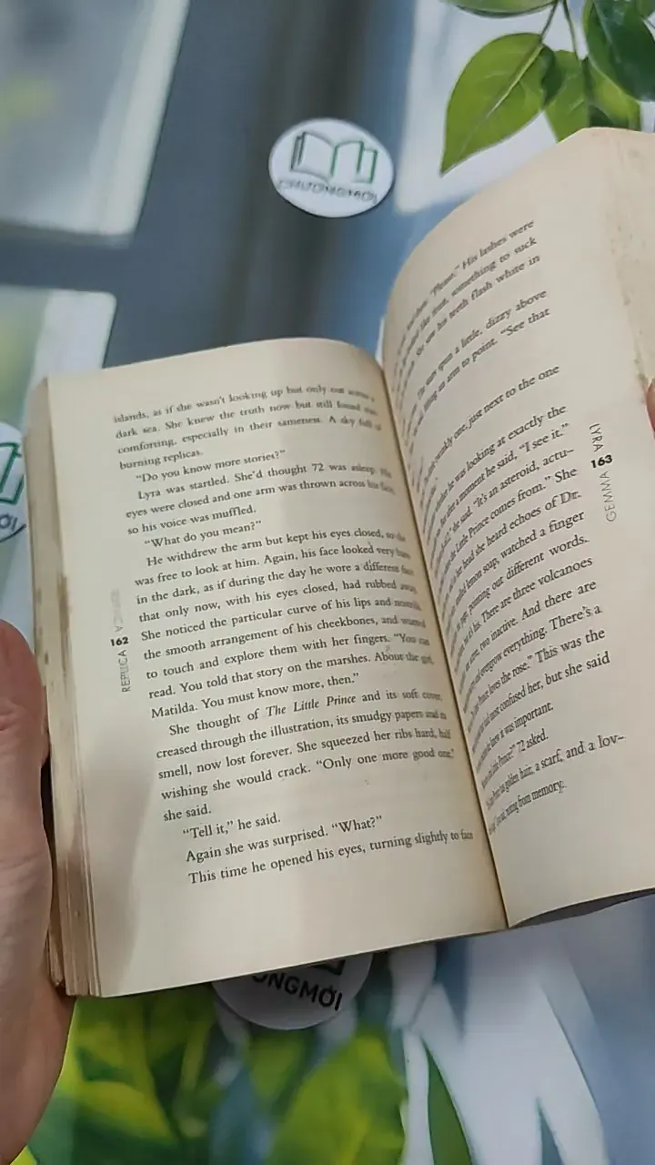 [MIỄN PHÍ BỌC SÁCH] Replica Gemma/Lyra - Lauren Oliver 754536