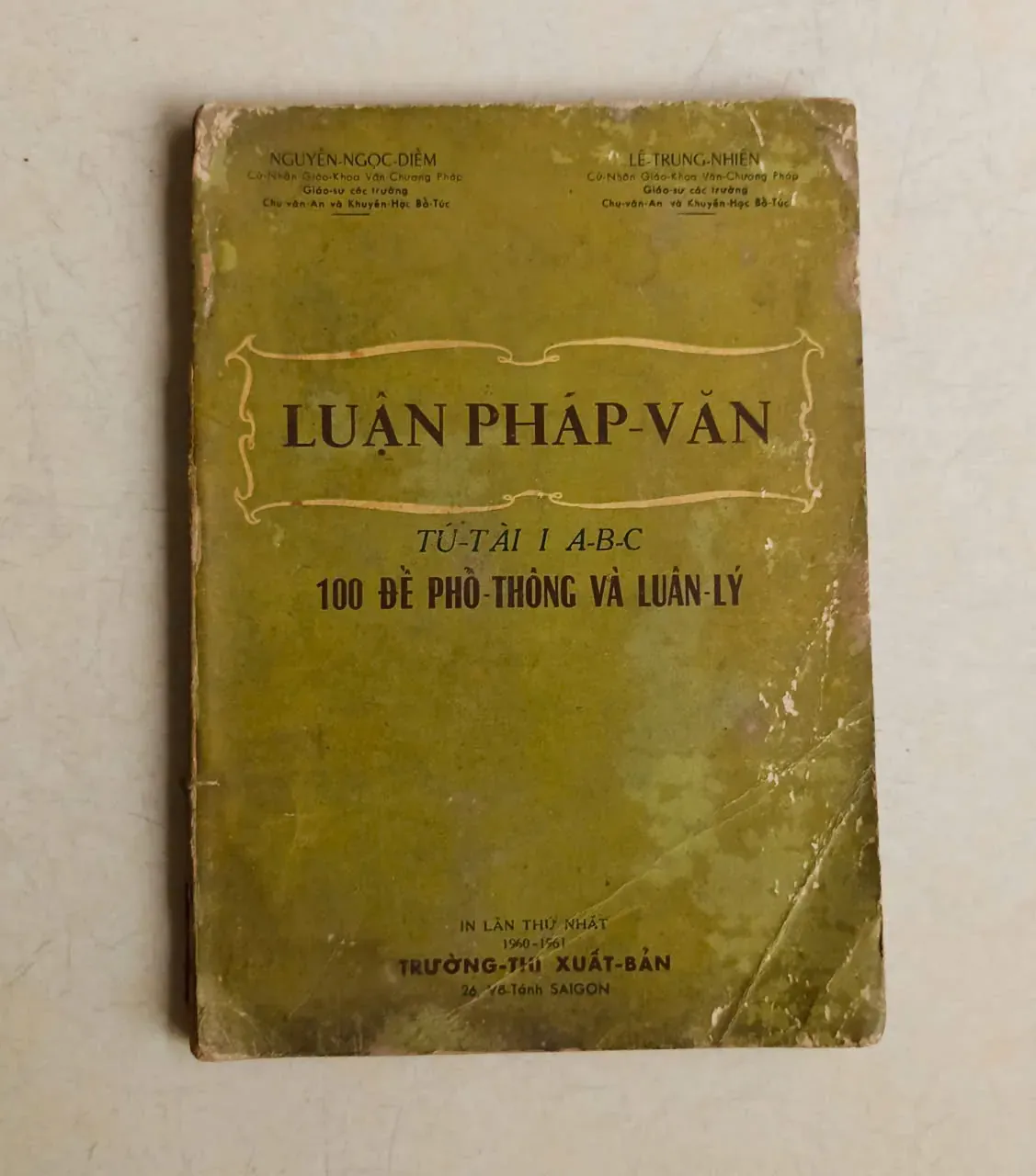 Luận pháp văn 🌻 by  - Sách Book Cover - Ngọc Hiển Books