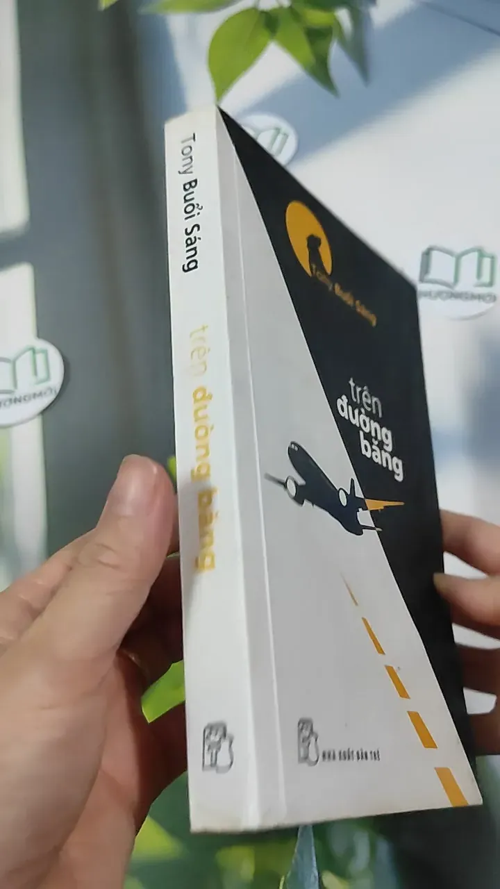 Trên Đường Băng - Tony Buổi Sáng 787079