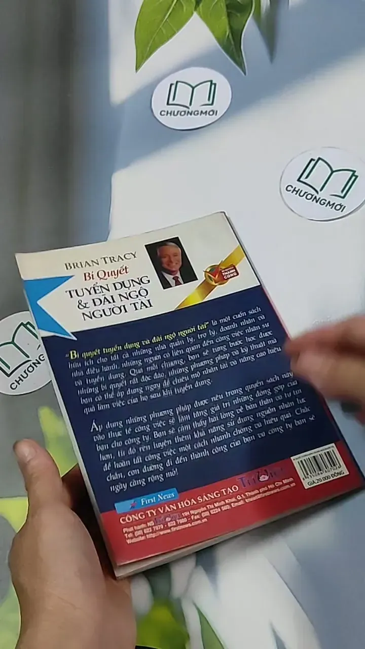 Bí quyết tuyển dụng và đãi ngộ người tài - Brian Tracy 698604