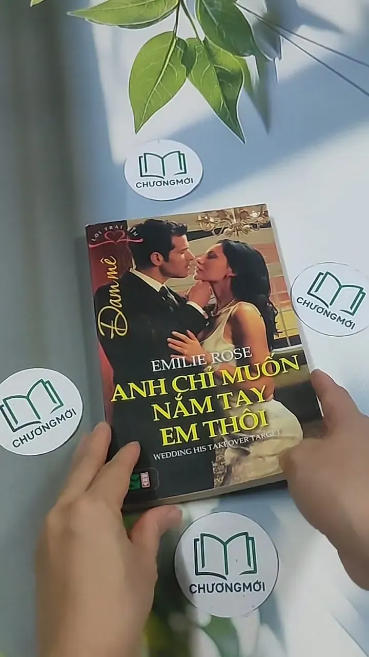 Anh chỉ muốn nắm tay em thôi - Emily Rose 694967
