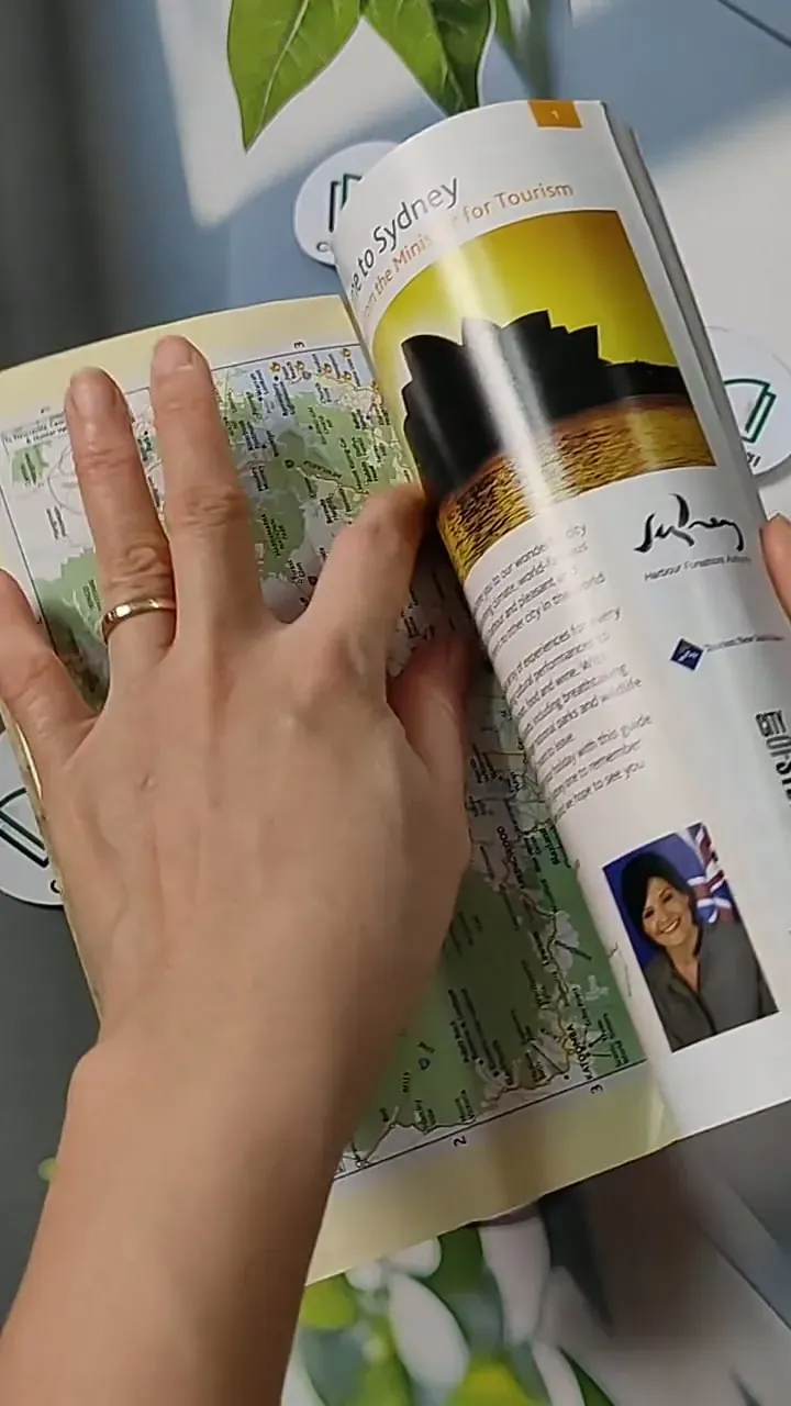 The Official Guide Sydney 2010 703071