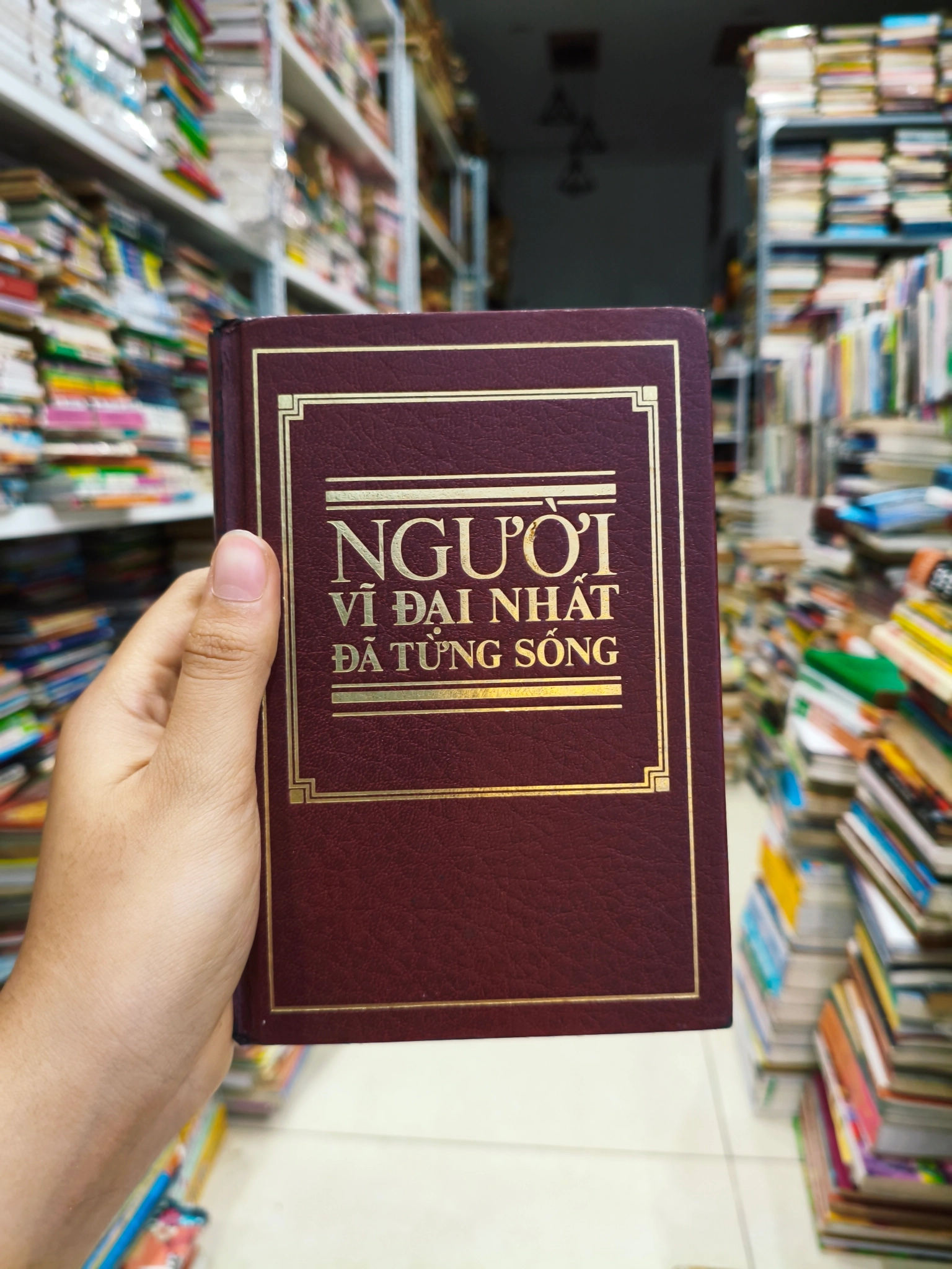 Người vĩ đại nhất đã từng sống 🌱 by  - Sách Book Cover - Ngọc Hiển Books