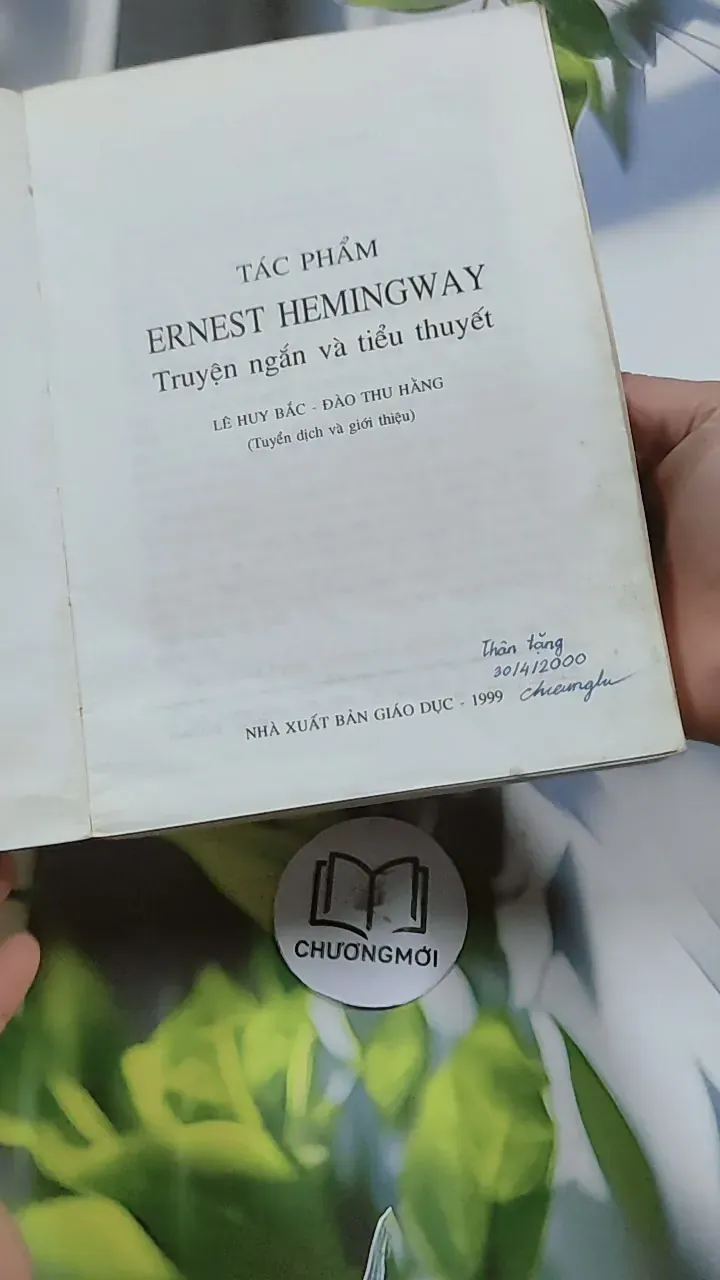 [MIỄN PHÍ BỌC SÁCH] Tác Phẩm Ernest Hemingway (Truyện ngắn và tiểu thuyết) - Ernest Hemin 744722
