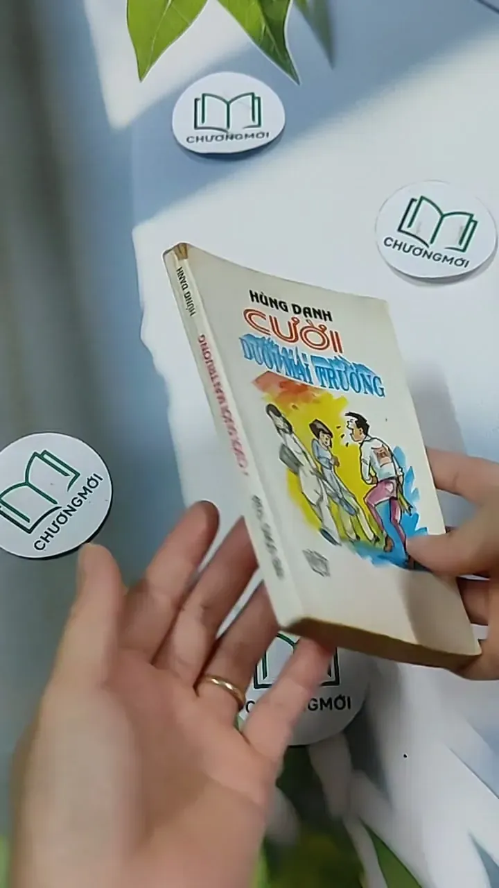 Cười Dưới Mái Trường - Hùng Danh 703149