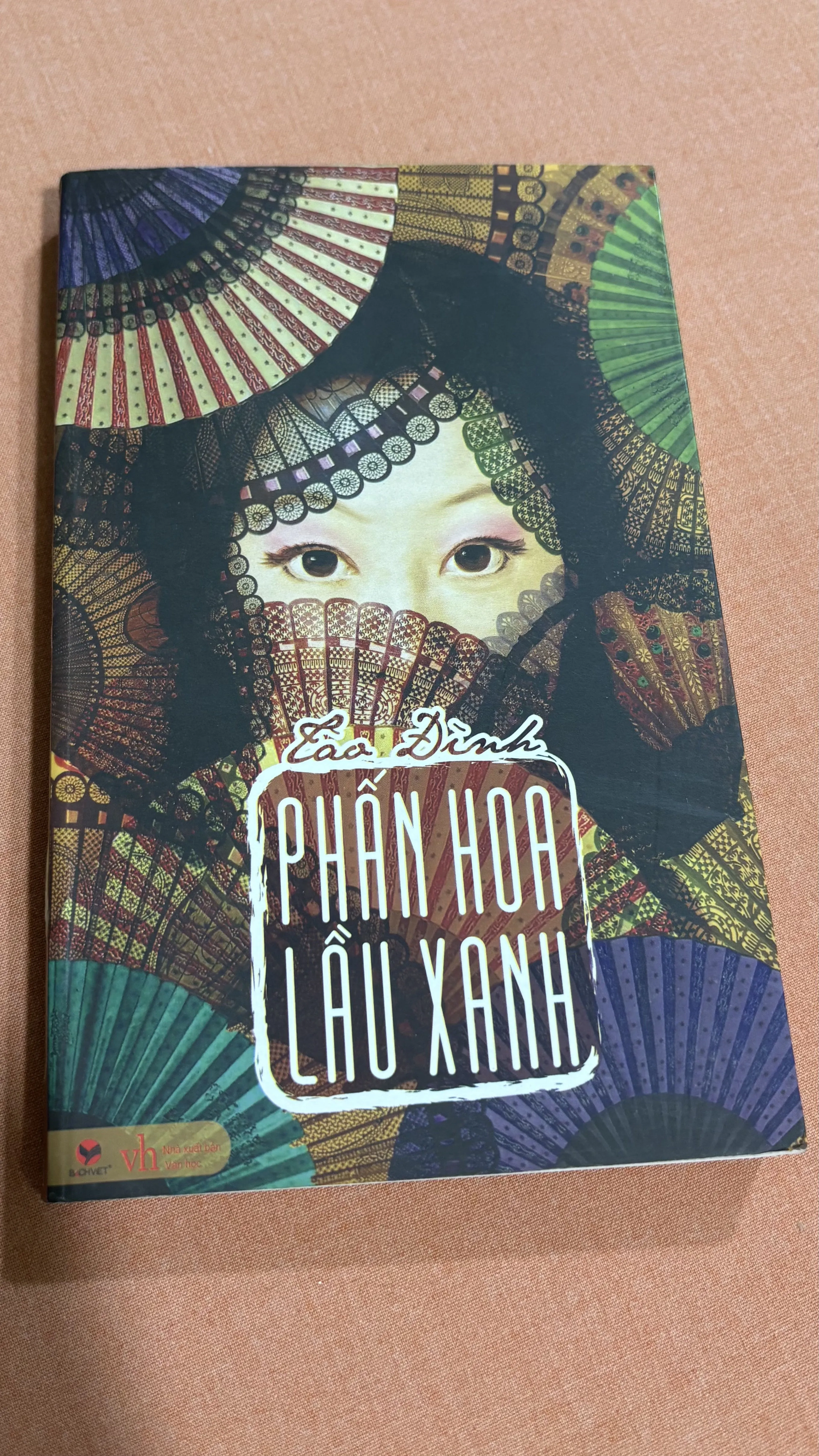 Phấn hoa lầu xanh 🌊 by  - Sách Book Cover - Ngọc Hiển Books