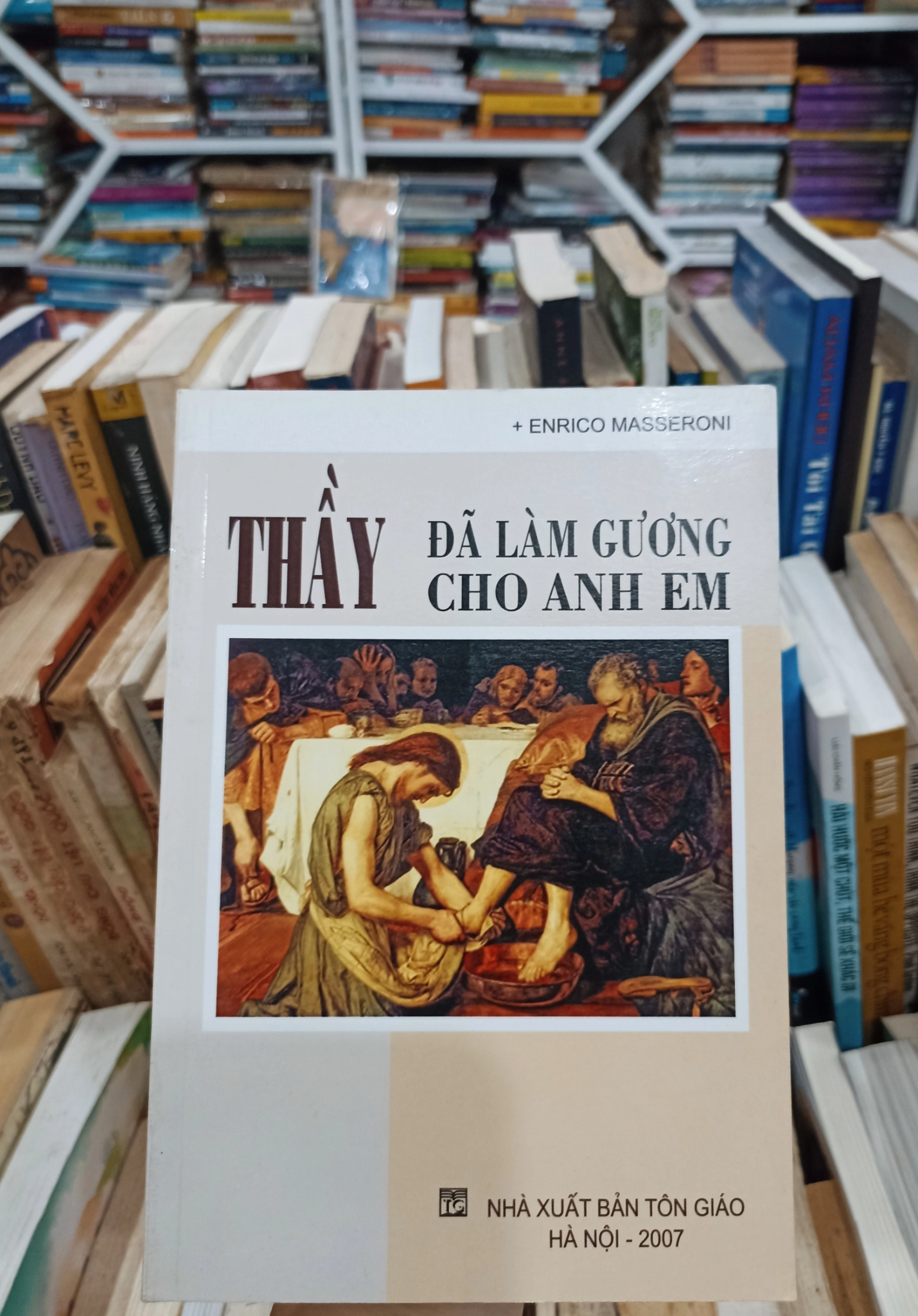 Thầy Đã Làm Gương Cho Anh Em 🌻 by  - Sách Book Cover - Ngọc Hiển Books