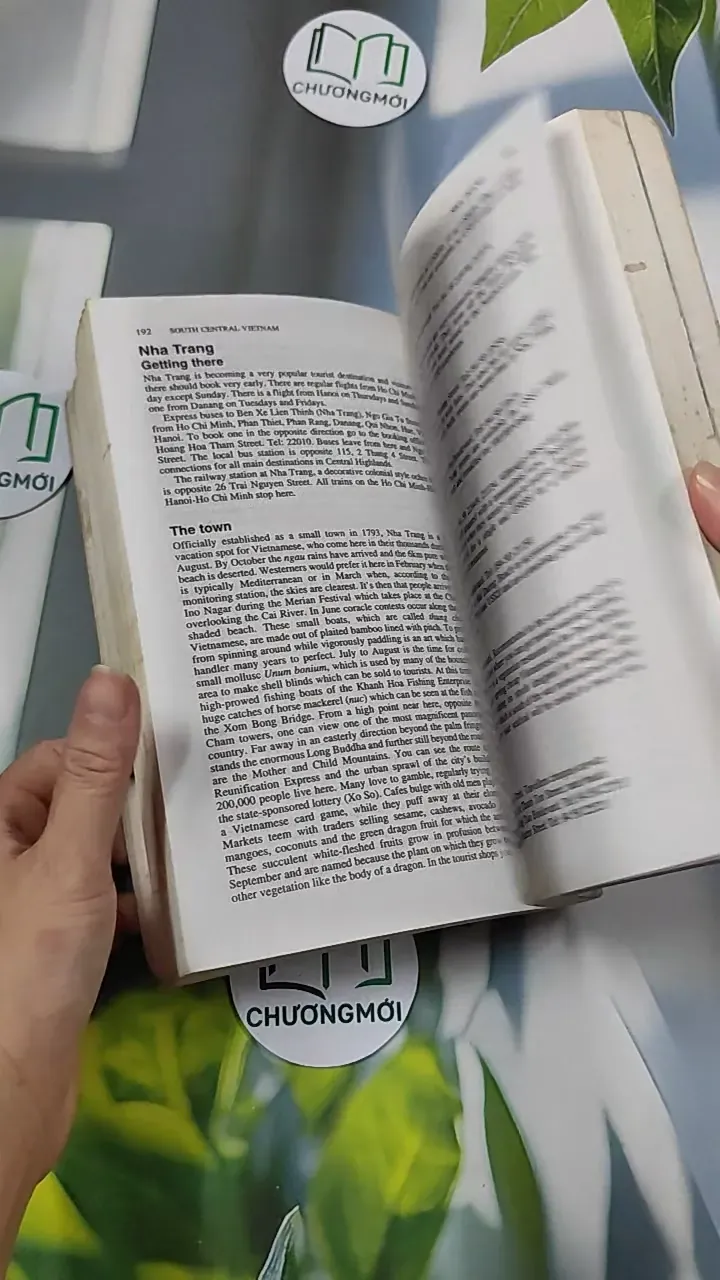 [XƯA] Guide to Vietnam (1994) - John R. Jones 754528