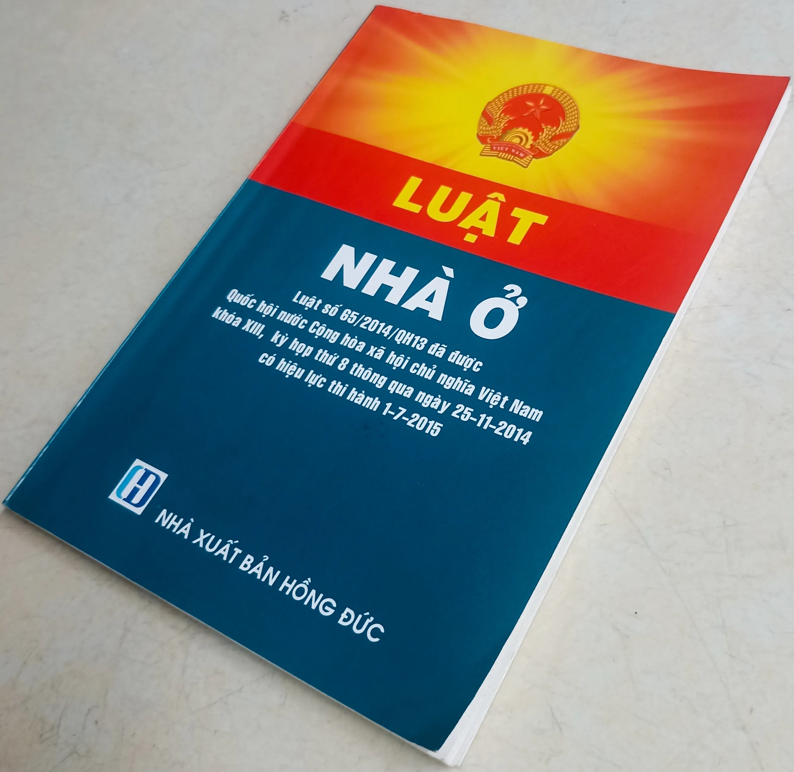 Luật nhà ở 🌻 by  - Sách Book Cover - Ngọc Hiển Books