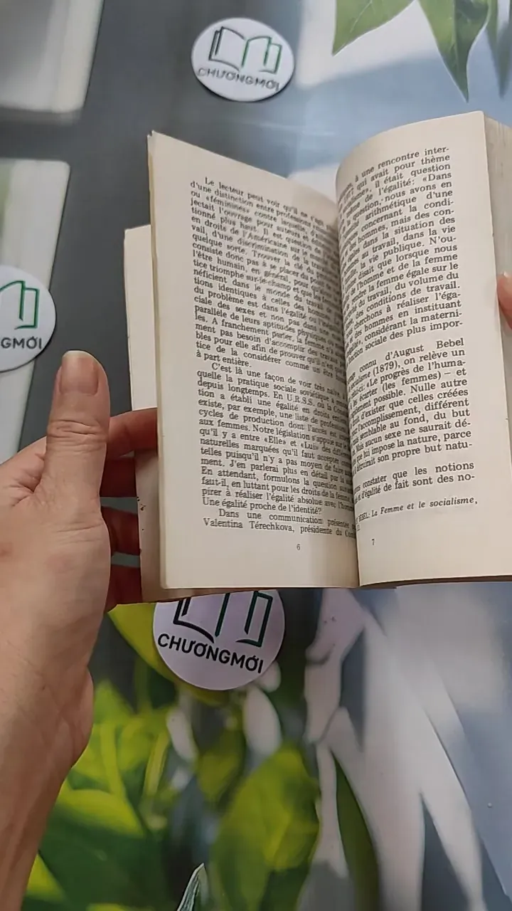 [MIỄN PHÍ BỌC SÁCH] [XƯA] Femmes d'hier et d'aujourd'hui (1984) - L. Kouznétsova 754465
