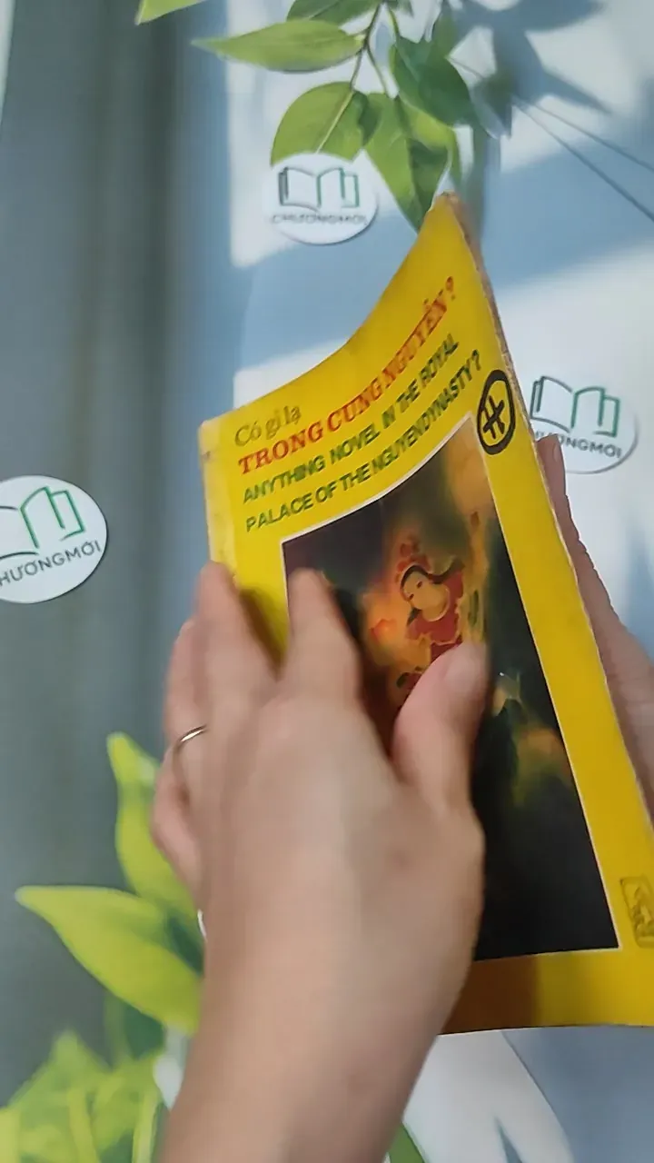 [XƯA] Có Gì Lạ Trong Cung Nguyễn? (Song Ngữ) (1991) - Compilers 775977