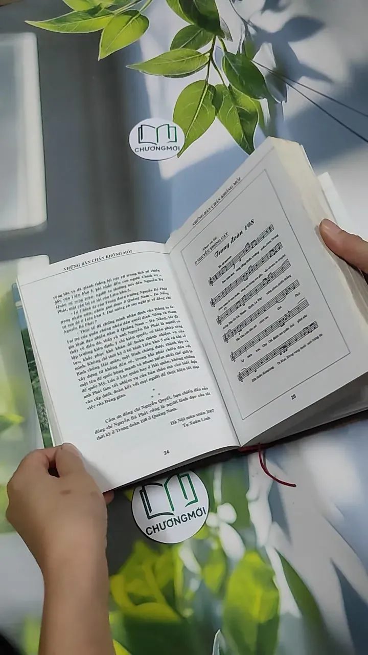 [MIỄN PHÍ BỌC SÁCH] Những Bàn Chân Không Mỏi 1: Ra Trận (Truyện Ký) 750805